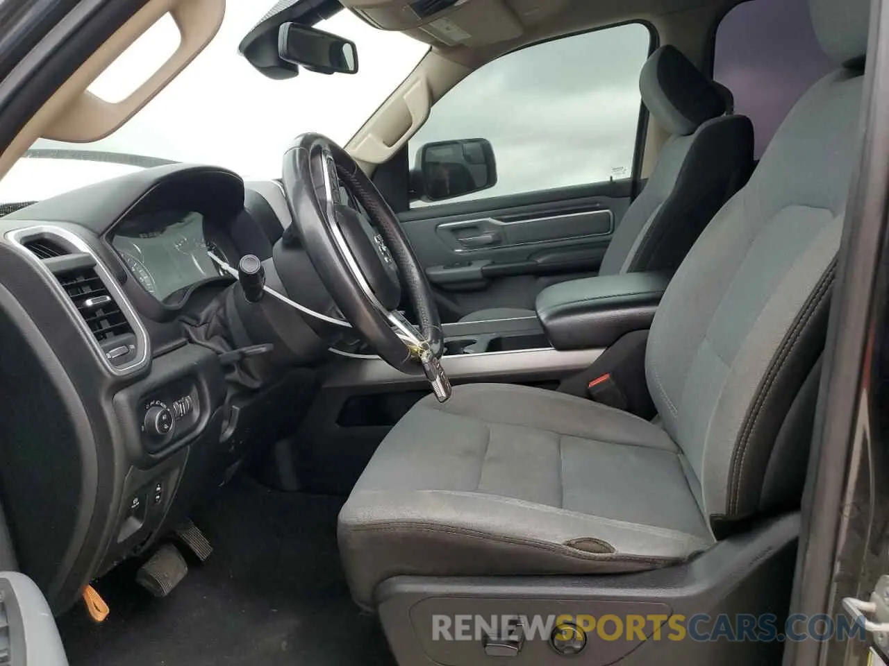 7 fotografías del automóvil dañado 1C6RREFT1KN548470 RAM 1500 2019