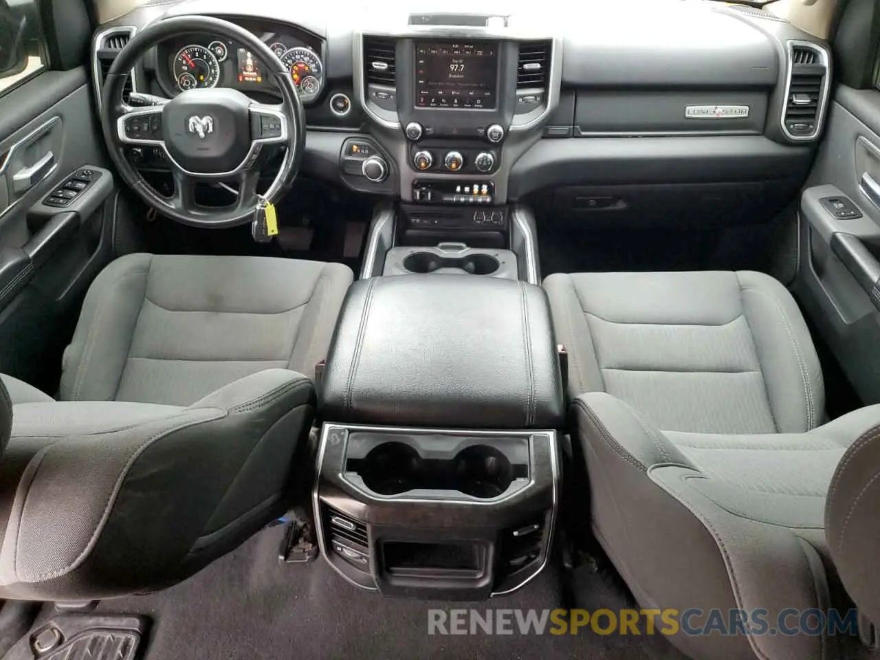 8 fotografías del automóvil dañado 1C6RREFT1KN548470 RAM 1500 2019