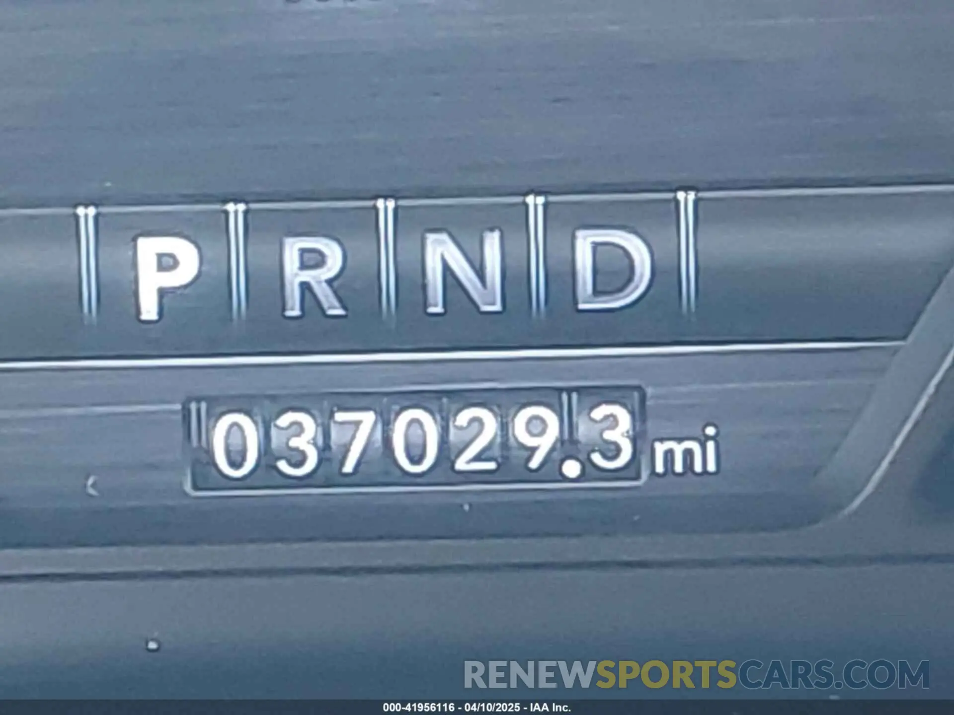 15 fotografías del automóvil dañado 1C6RREFT3KN717033 RAM 1500 2019