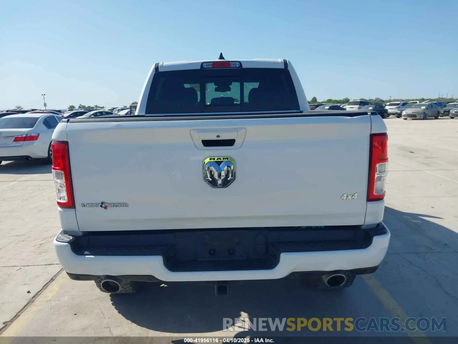 16 fotografías del automóvil dañado 1C6RREFT3KN717033 RAM 1500 2019