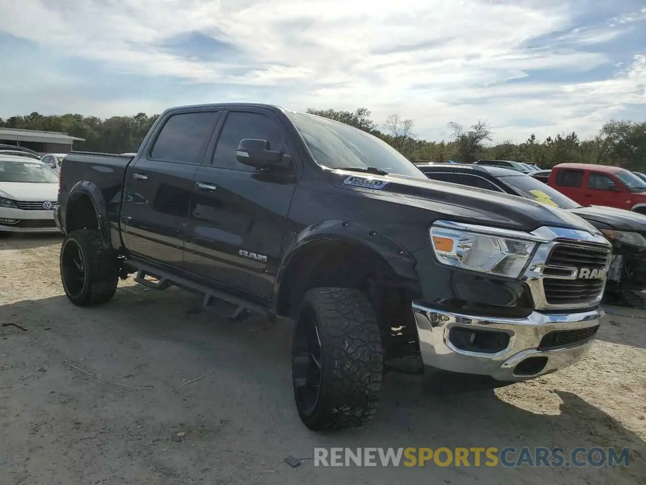 4 fotografías del automóvil dañado 1C6RREFT4KN851453 RAM 1500 2019
