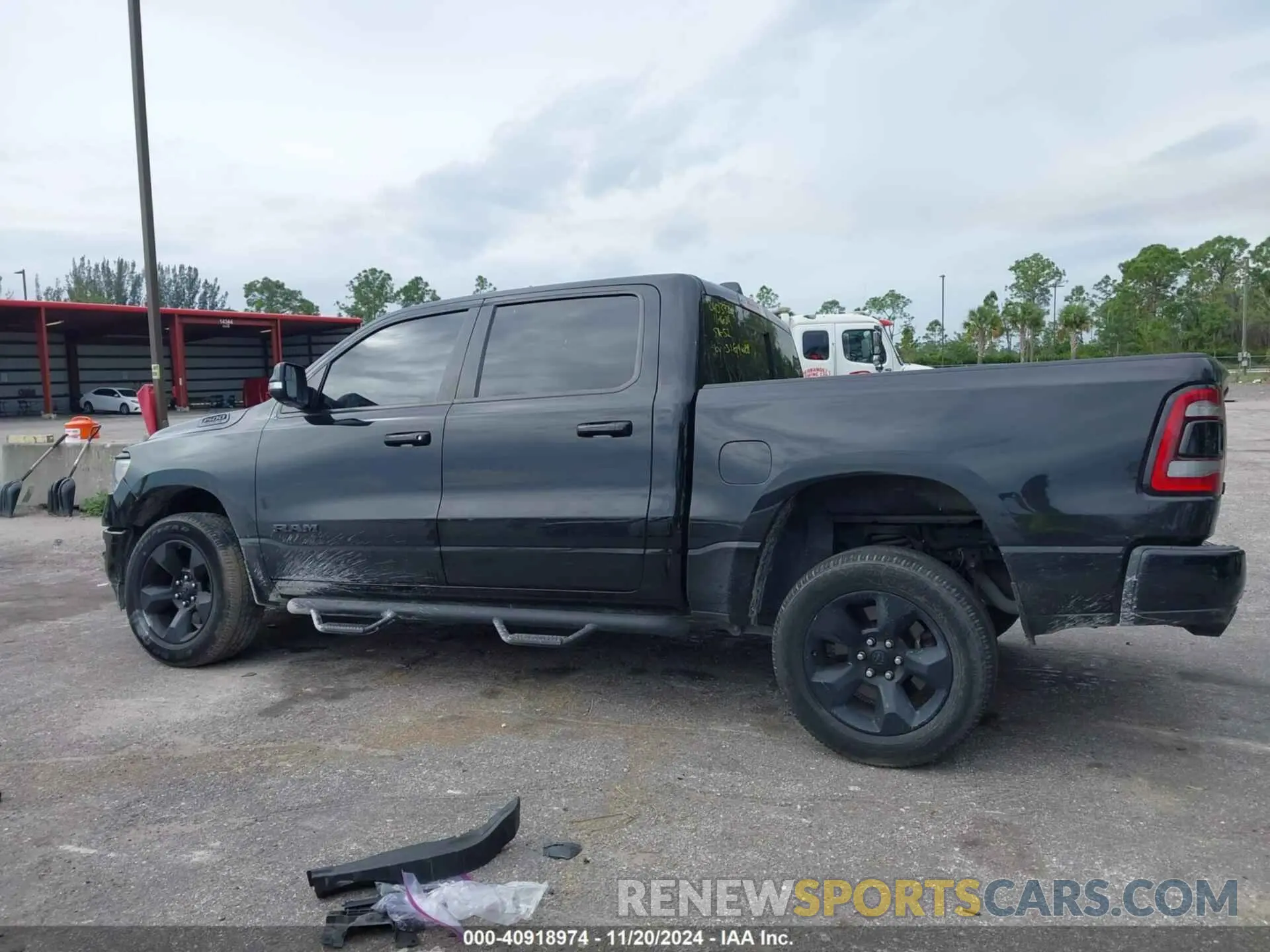 13 fotografías del automóvil dañado 1C6RREFT4KN852103 RAM 1500 2019