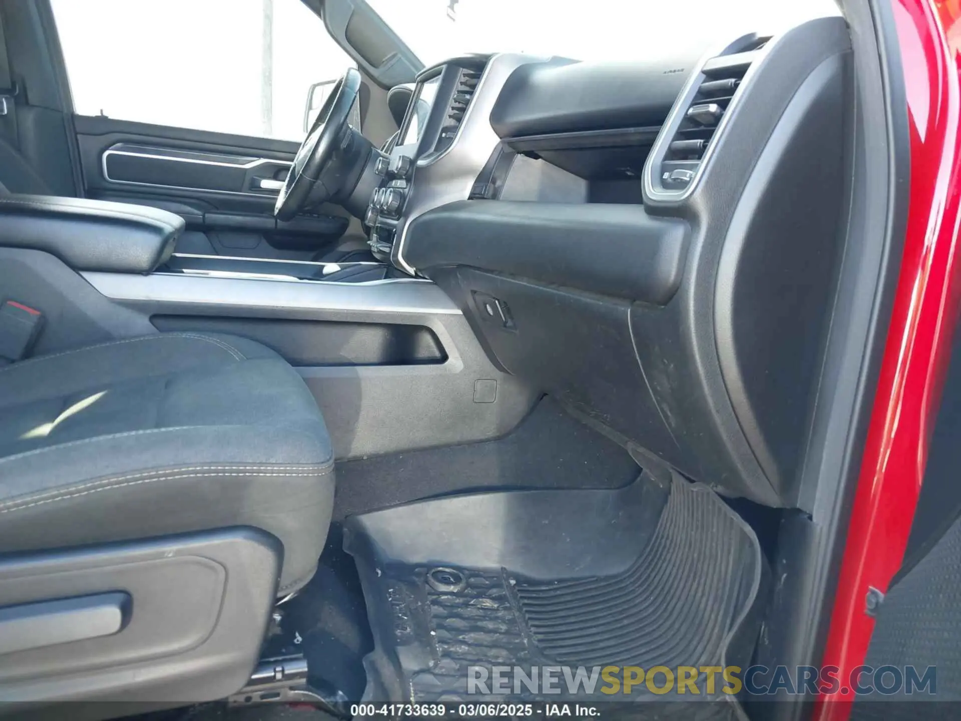 5 fotografías del automóvil dañado 1C6RREFT5KN548004 RAM 1500 2019