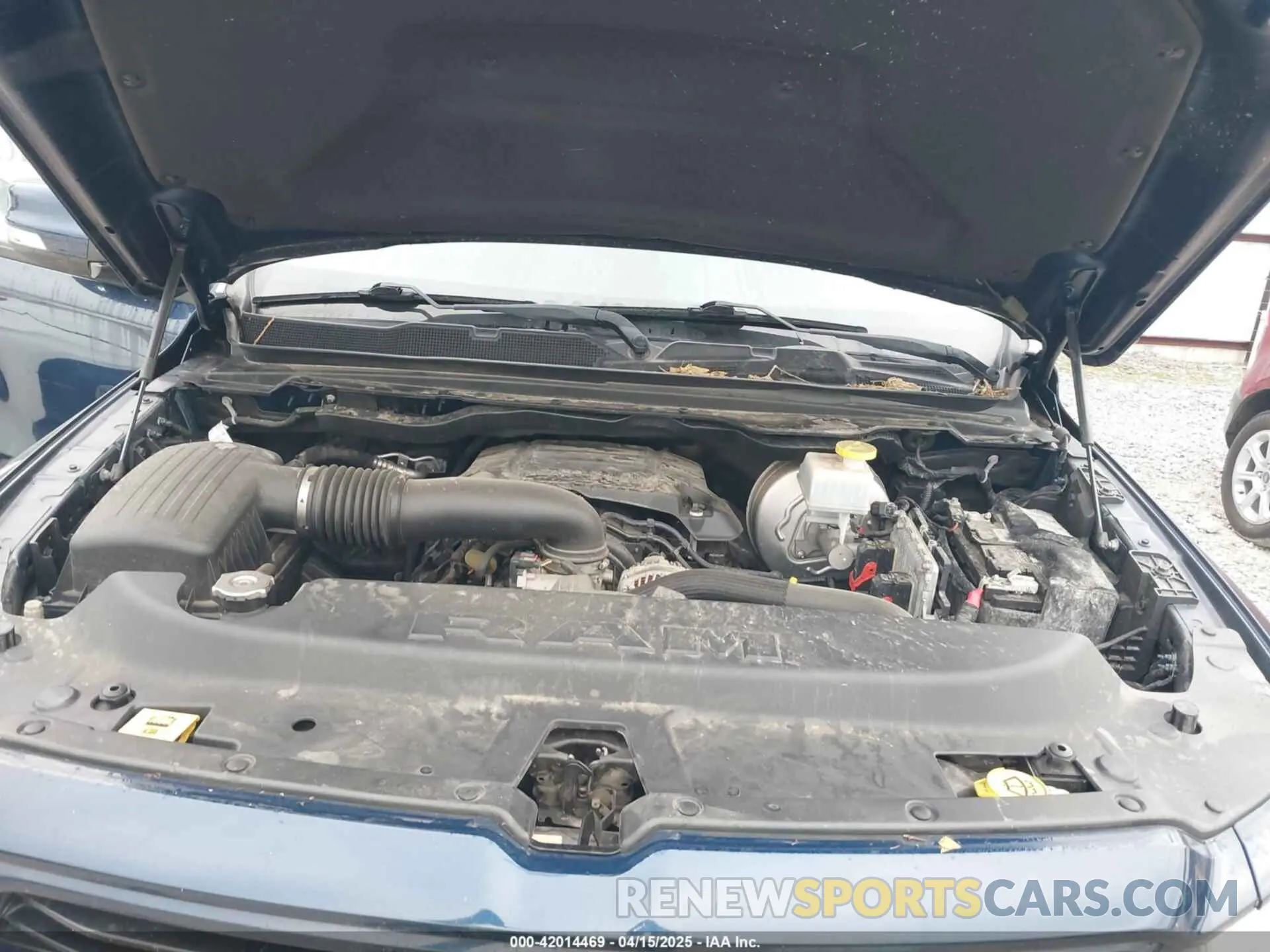 10 fotografías del automóvil dañado 1C6RREFT5KN590642 RAM 1500 2019