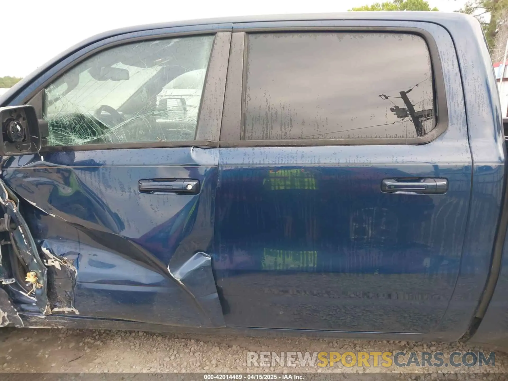 14 fotografías del automóvil dañado 1C6RREFT5KN590642 RAM 1500 2019