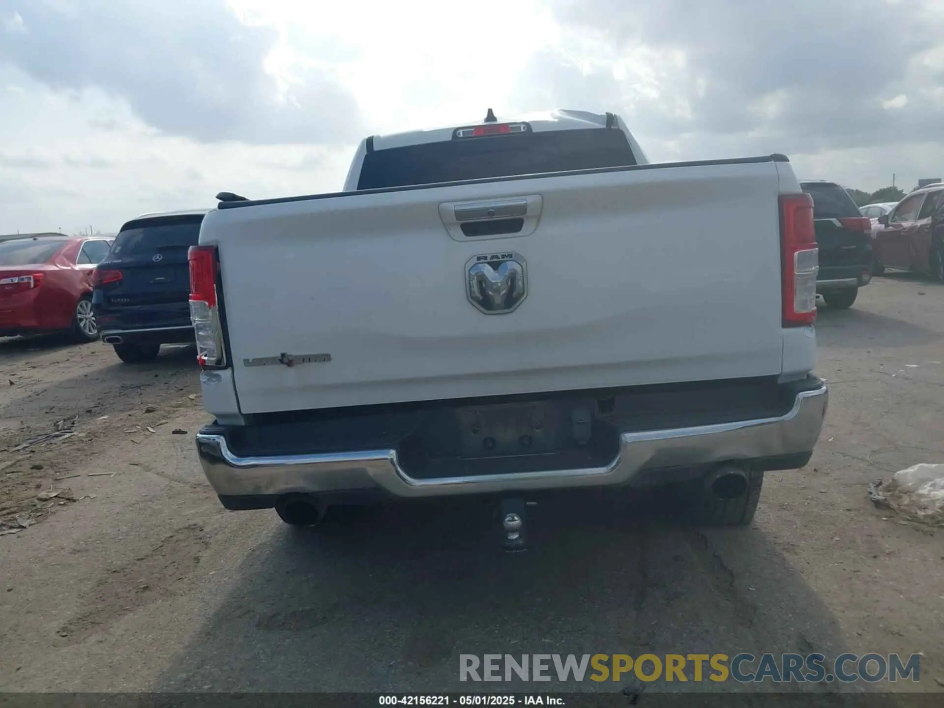 16 fotografías del automóvil dañado 1C6RREFT5KN596490 RAM 1500 2019