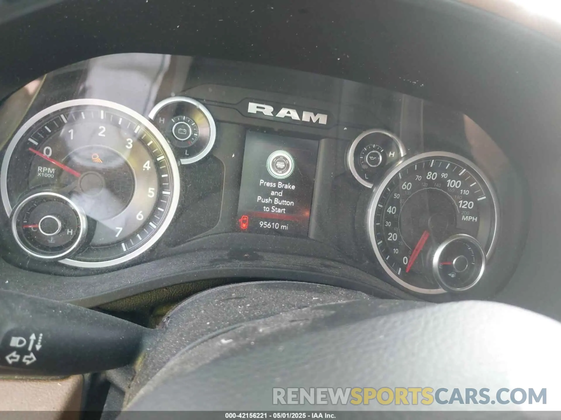 7 fotografías del automóvil dañado 1C6RREFT5KN596490 RAM 1500 2019