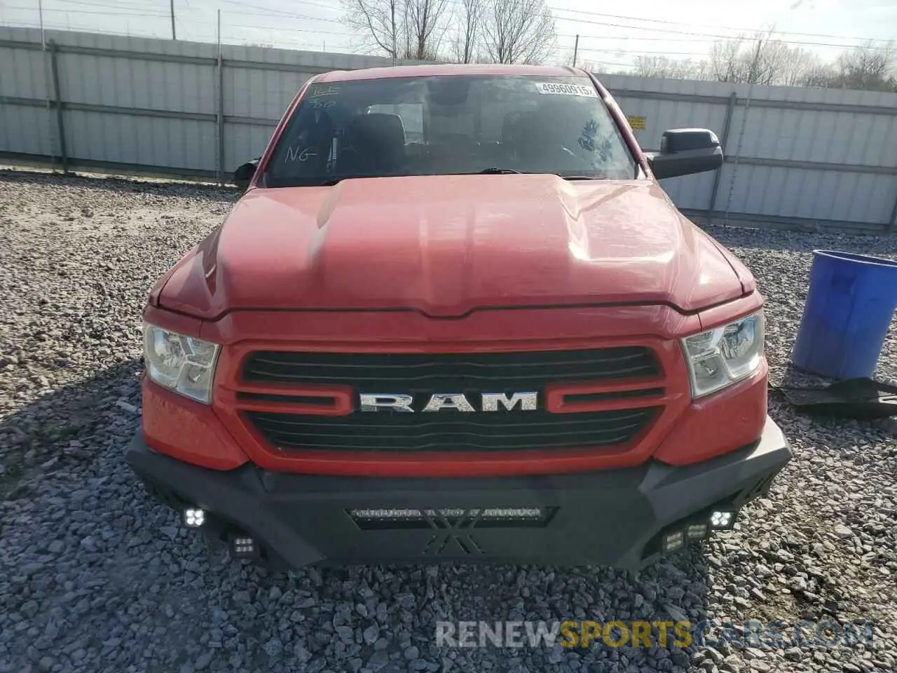 5 fotografías del automóvil dañado 1C6RREFT5KN664285 RAM 1500 2019