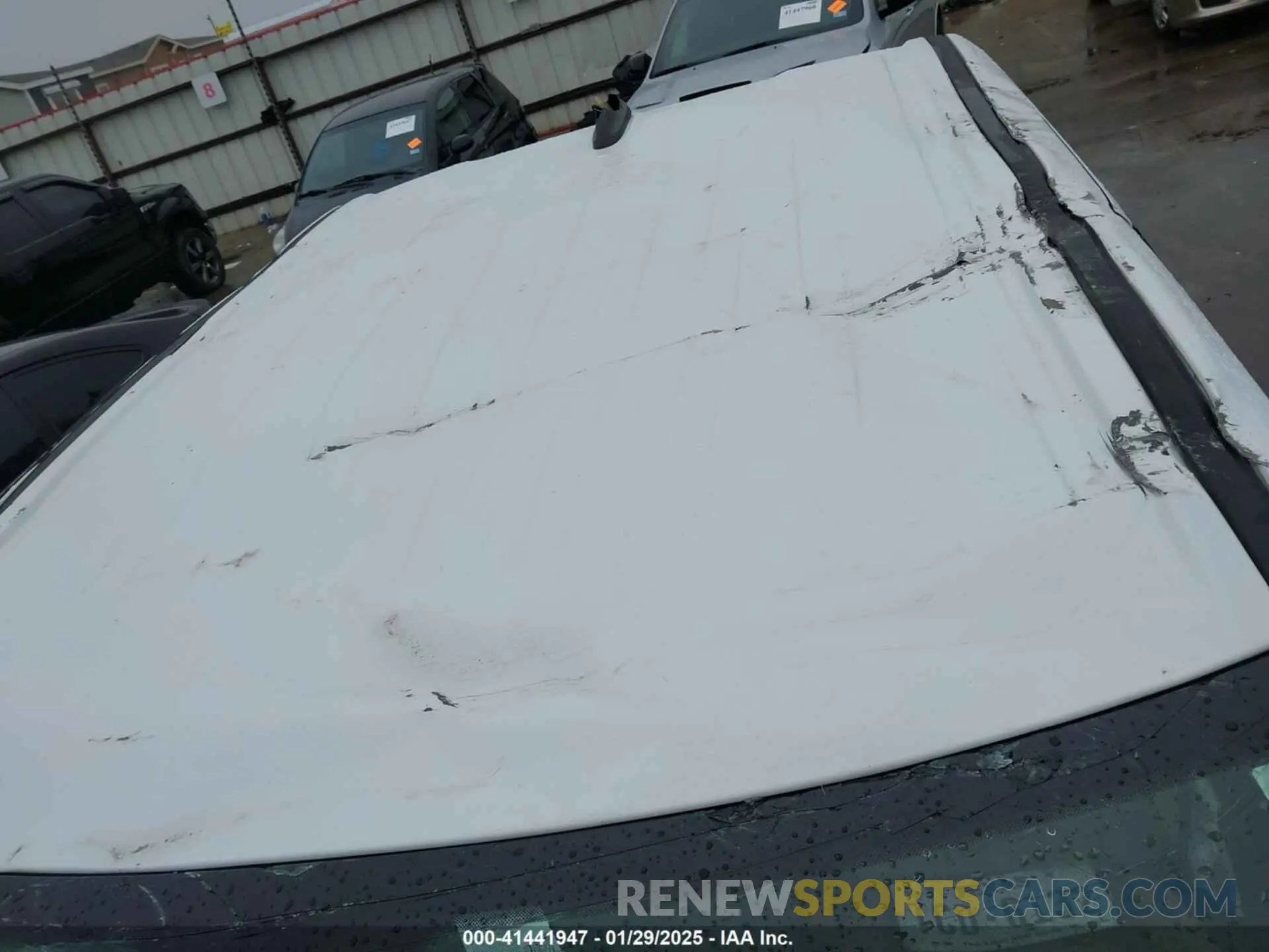 17 fotografías del automóvil dañado 1C6RREFT5KN848027 RAM 1500 2019