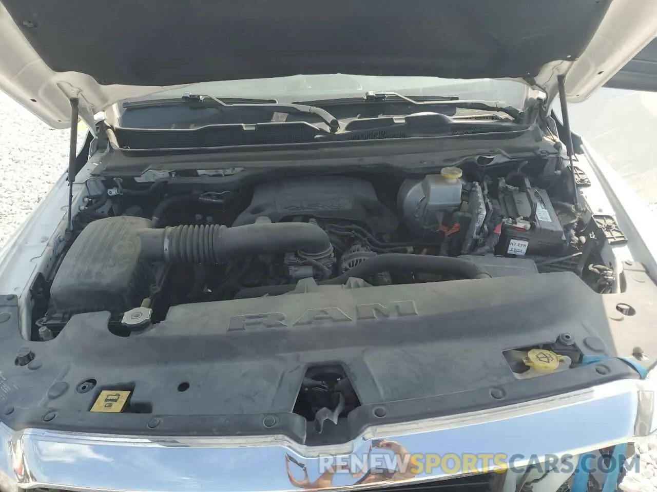 11 fotografías del automóvil dañado 1C6RREFT8KN527101 RAM 1500 2019