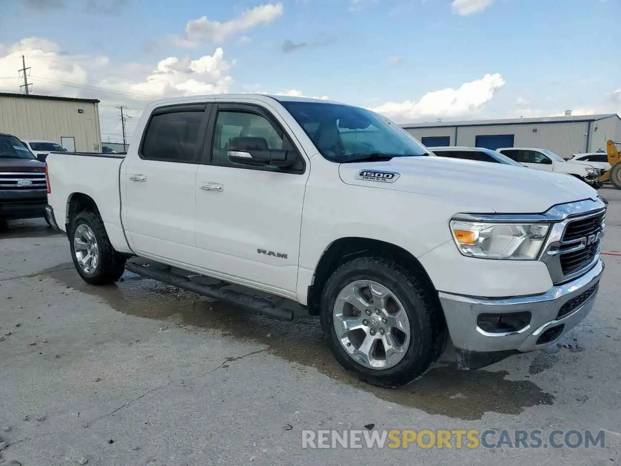 4 fotografías del automóvil dañado 1C6RREFT9KN596217 RAM 1500 2019