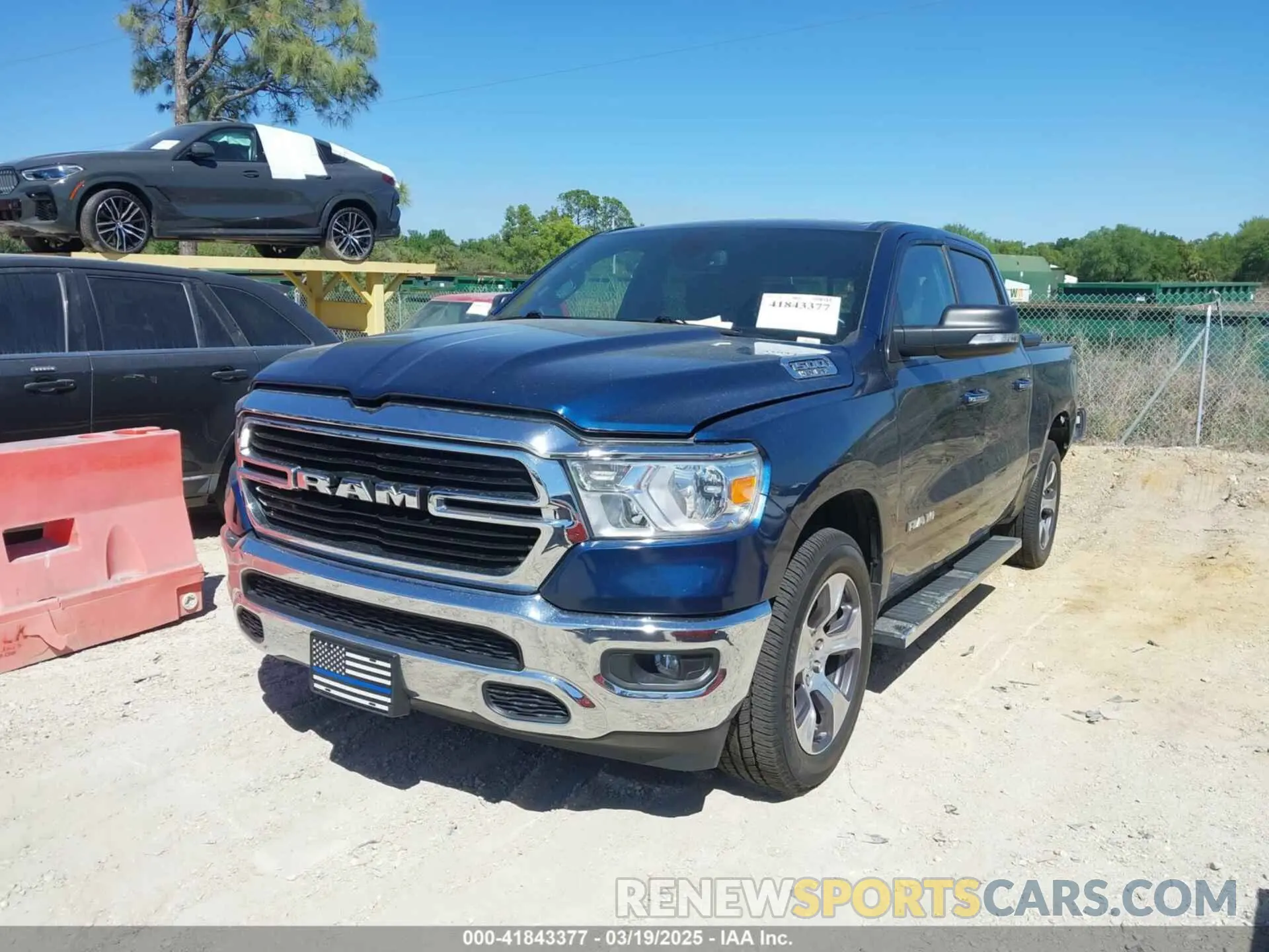 2 fotografías del automóvil dañado 1C6RREFTXKN628558 RAM 1500 2019