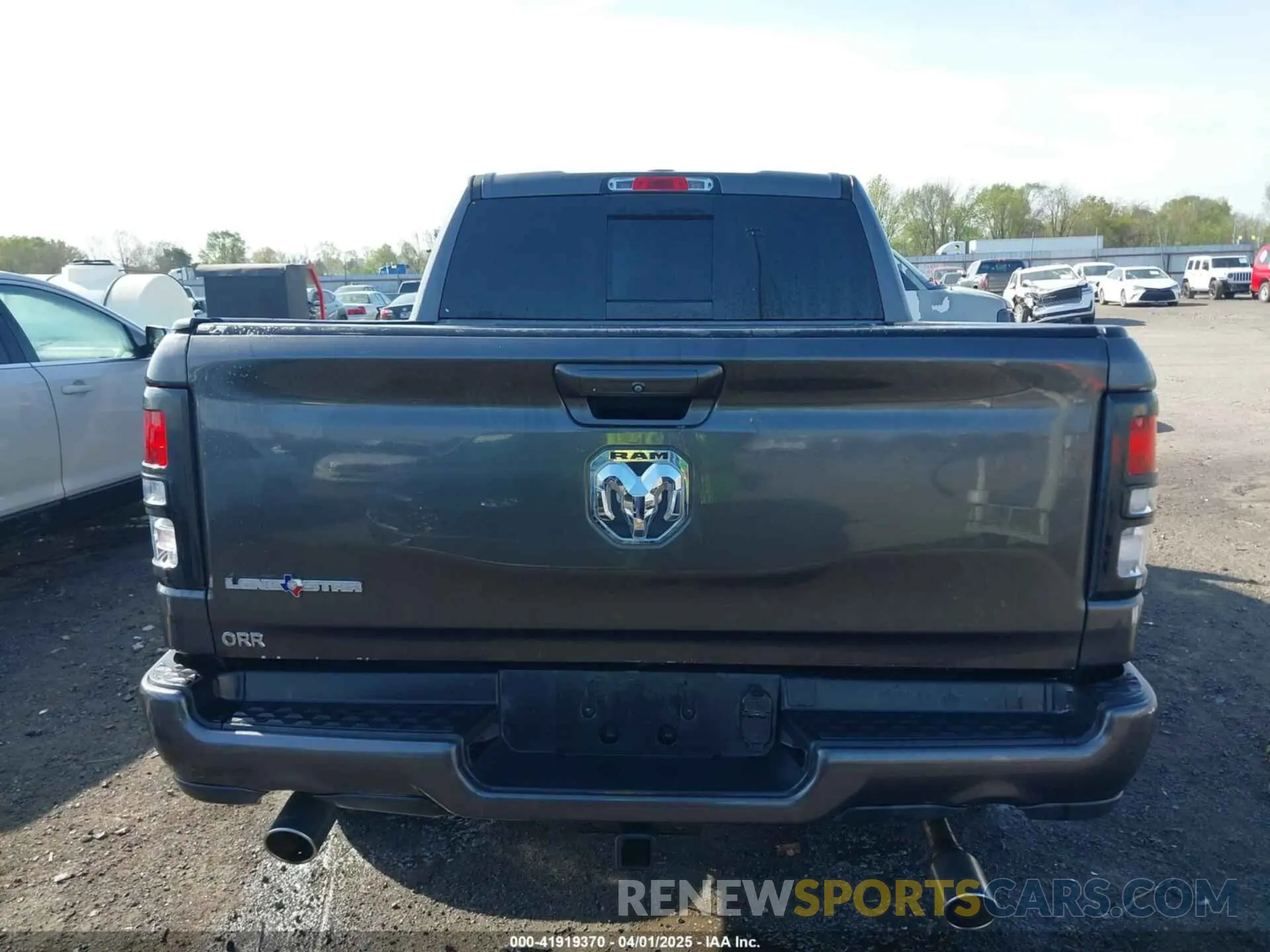 15 fotografías del automóvil dañado 1C6RREFTXKN793106 RAM 1500 2019