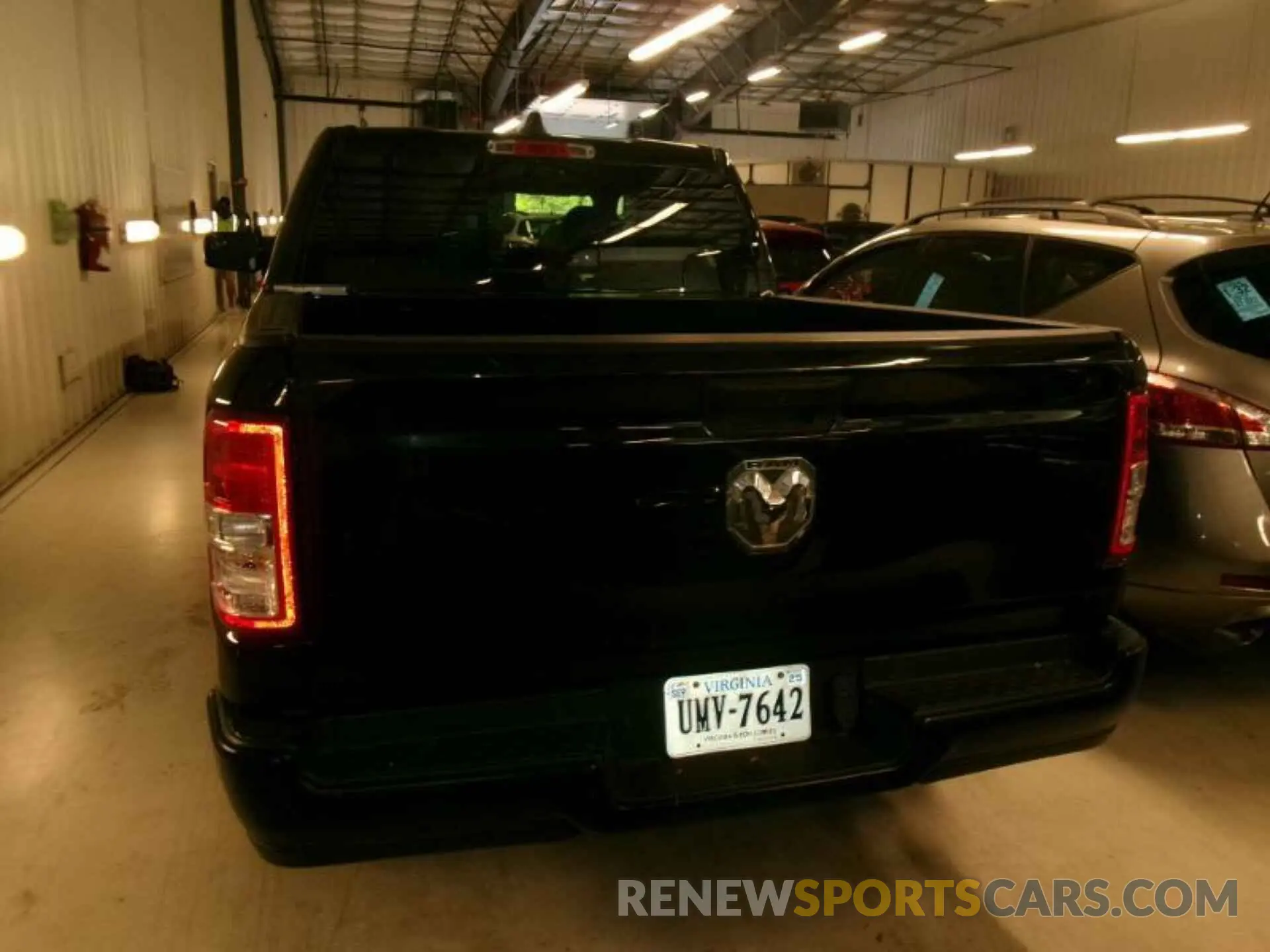 12 fotografías del automóvil dañado 1C6RREGG8KN858245 RAM 1500 2019