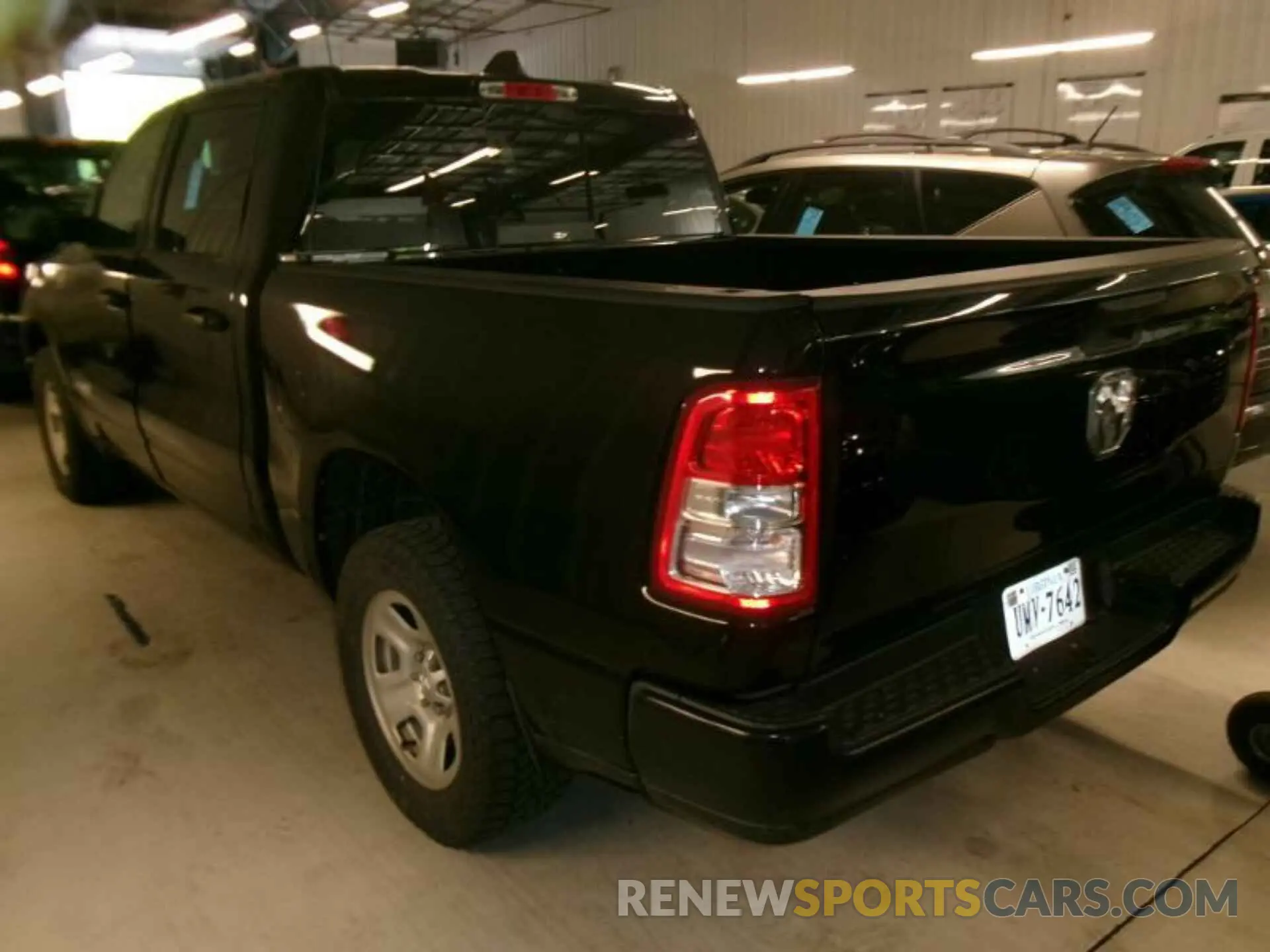 14 fotografías del automóvil dañado 1C6RREGG8KN858245 RAM 1500 2019