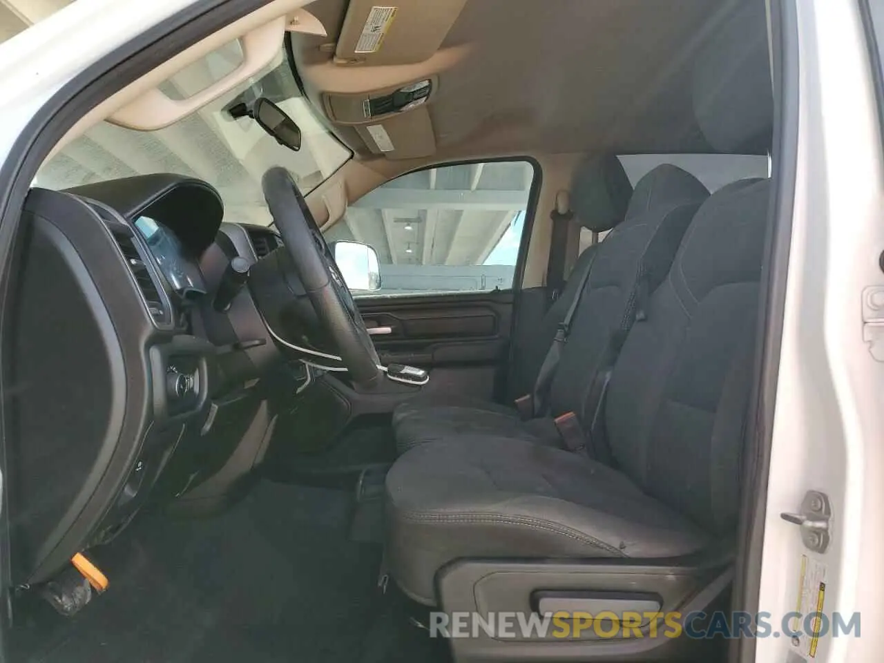 7 fotografías del automóvil dañado 1C6RREGT8KN548674 RAM 1500 2019