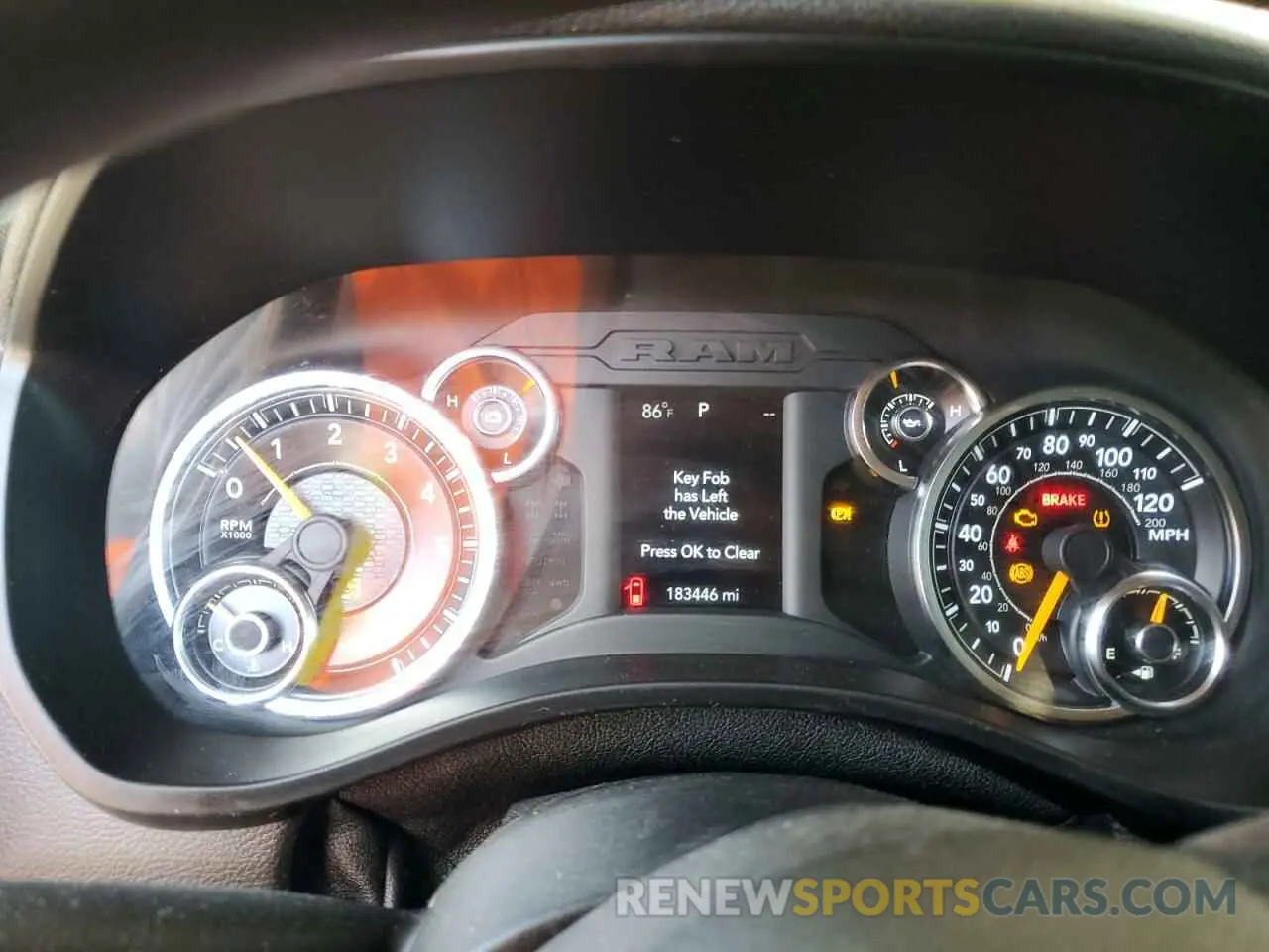 9 fotografías del automóvil dañado 1C6RREGT8KN548674 RAM 1500 2019