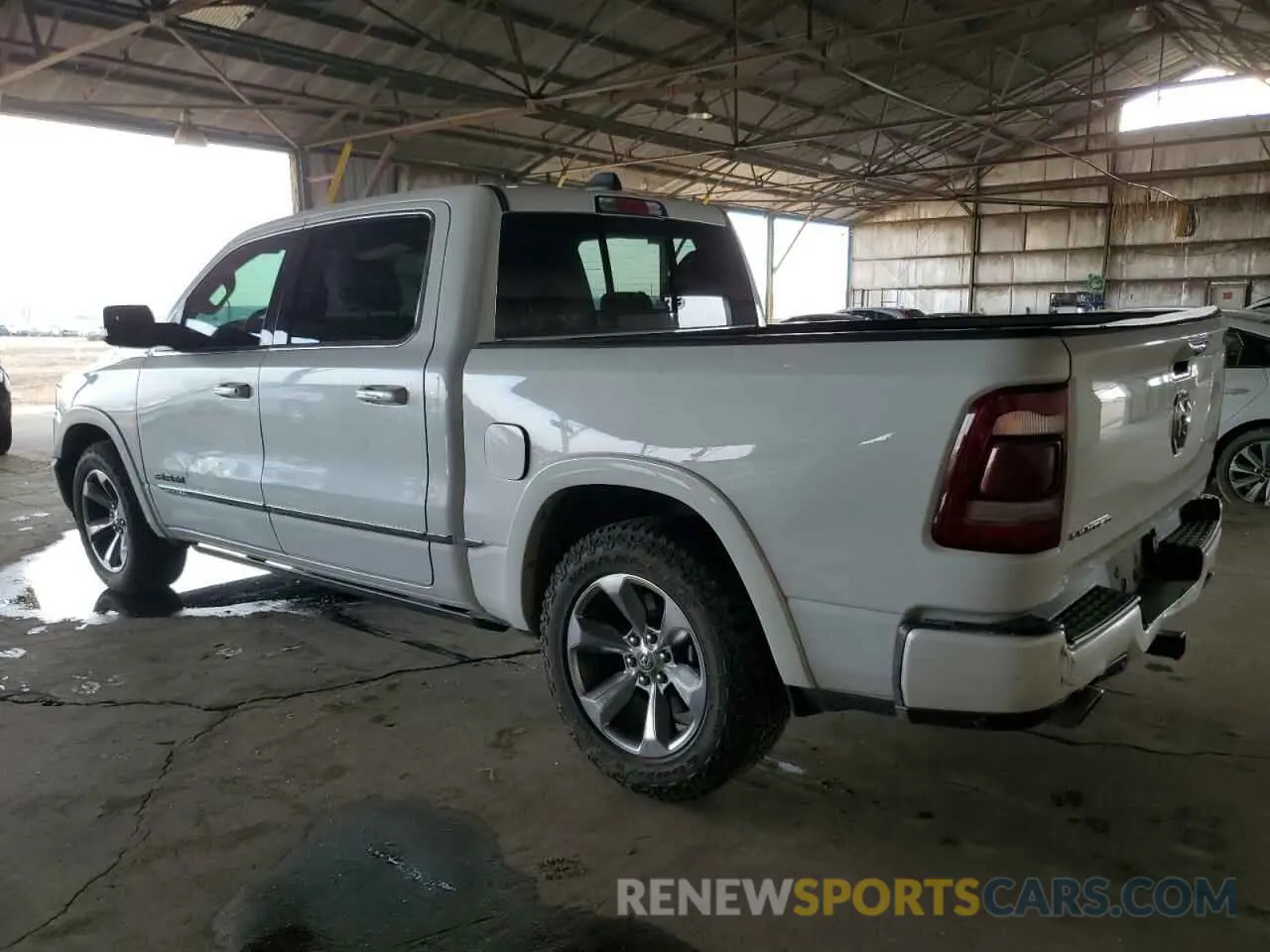 2 fotografías del automóvil dañado 1C6RREHT4KN771003 RAM 1500 2019