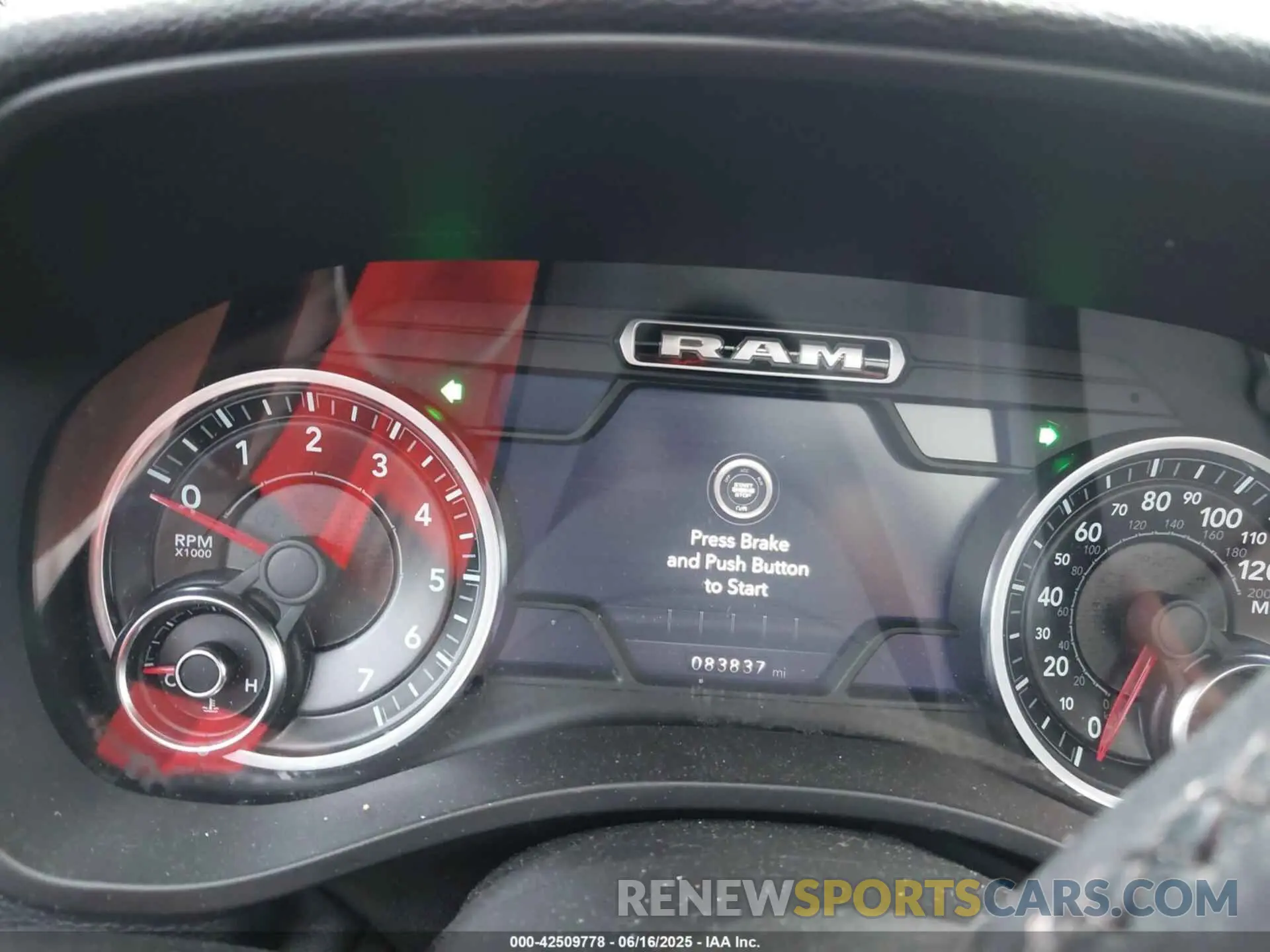 7 fotografías del automóvil dañado 1C6RREJT3KN502713 RAM 1500 2019