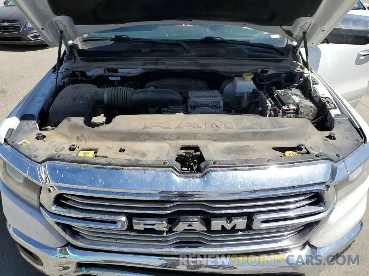 11 fotografías del automóvil dañado 1C6RREJT3KN751061 RAM 1500 2019