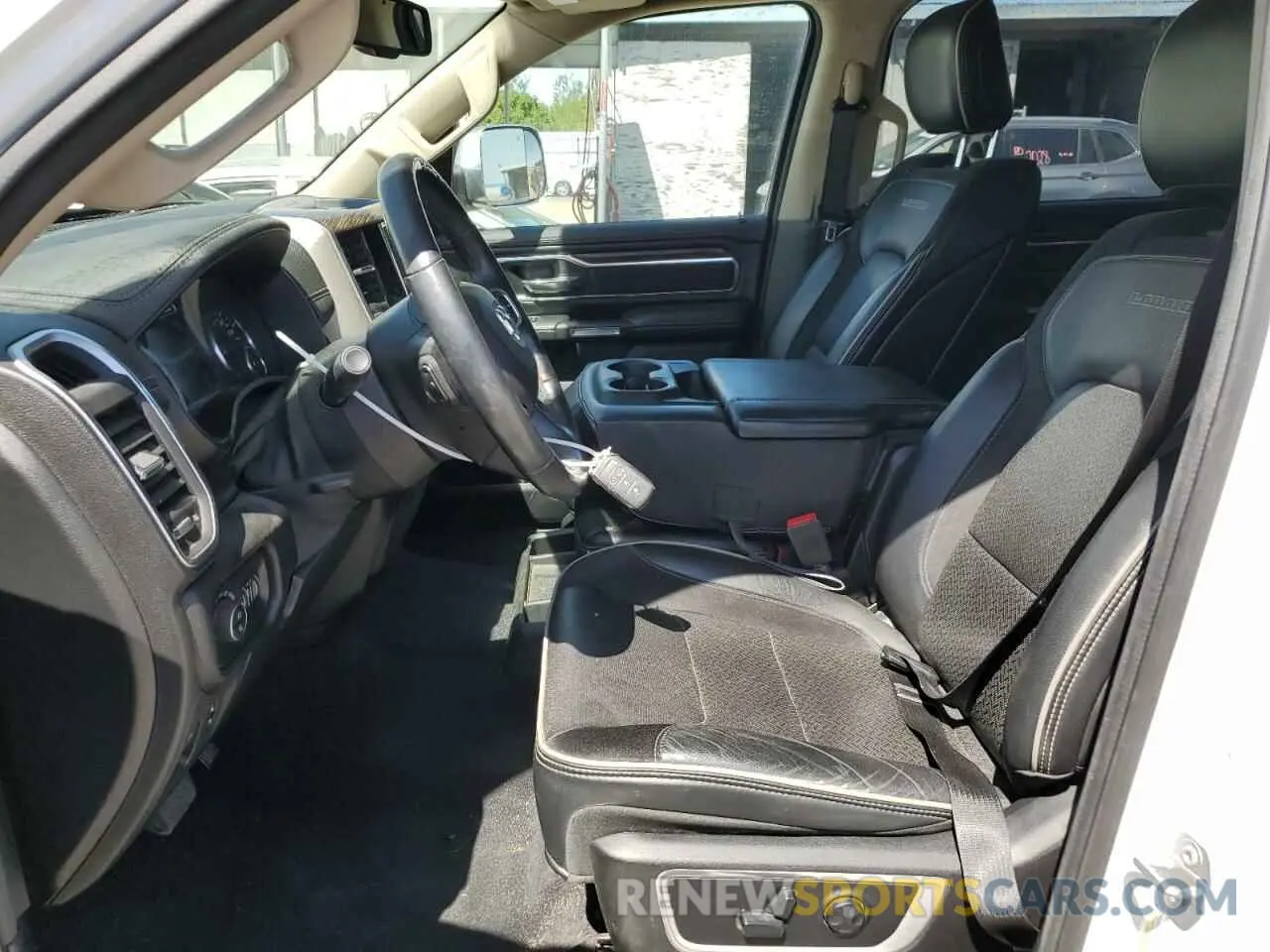 7 fotografías del automóvil dañado 1C6RREJT3KN751061 RAM 1500 2019