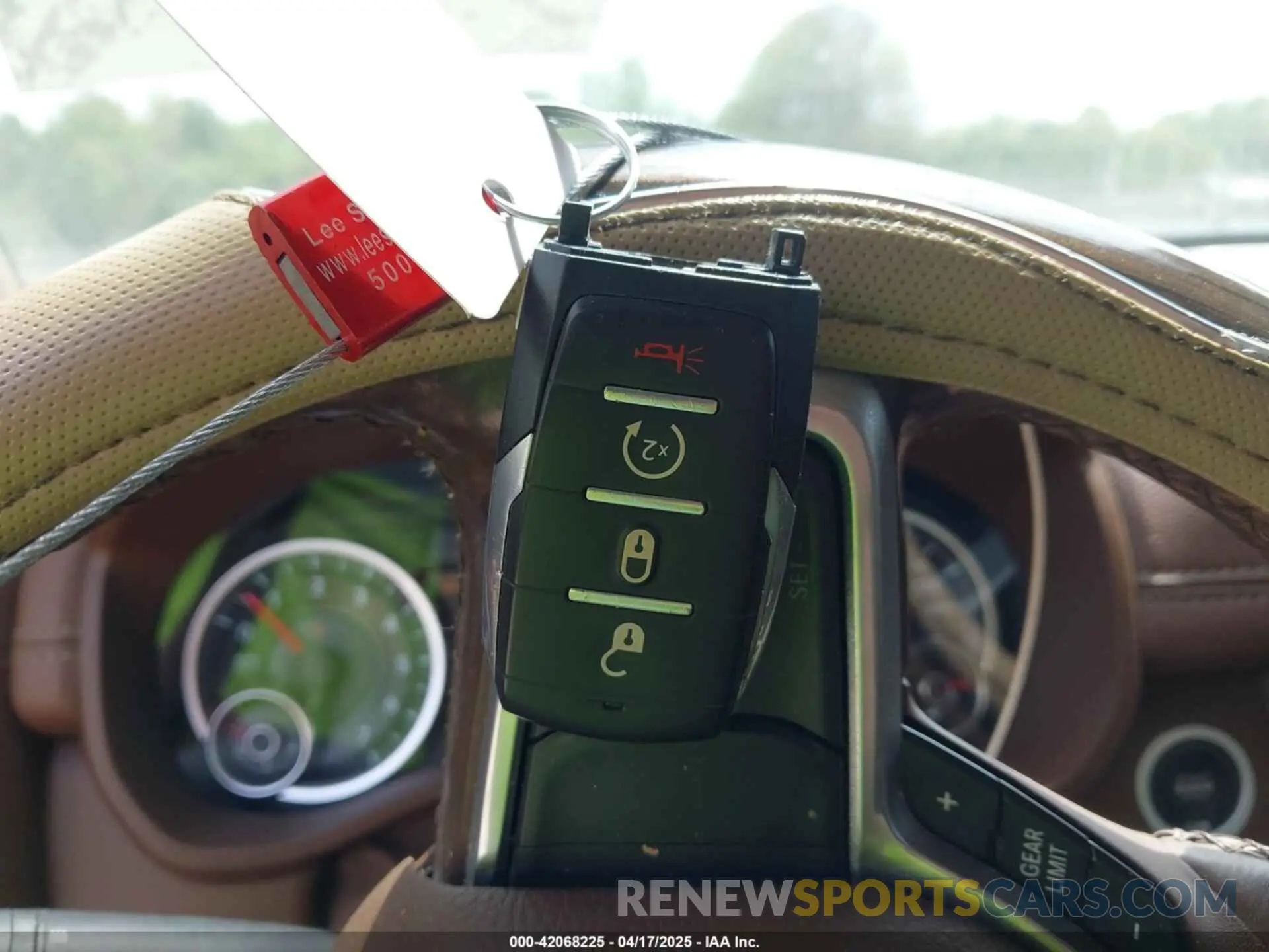 11 fotografías del automóvil dañado 1C6RREJT7KN535035 RAM 1500 2019
