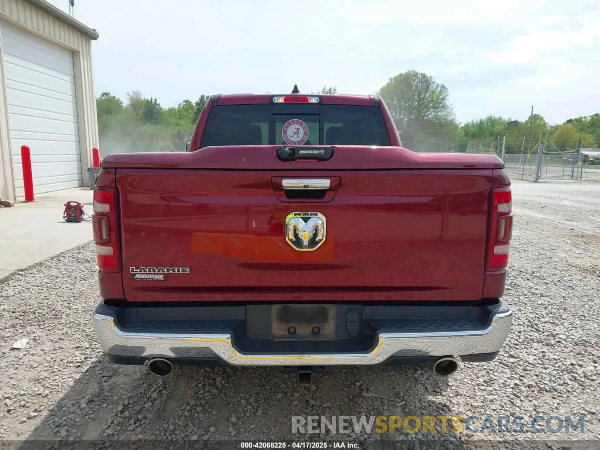 16 fotografías del automóvil dañado 1C6RREJT7KN535035 RAM 1500 2019
