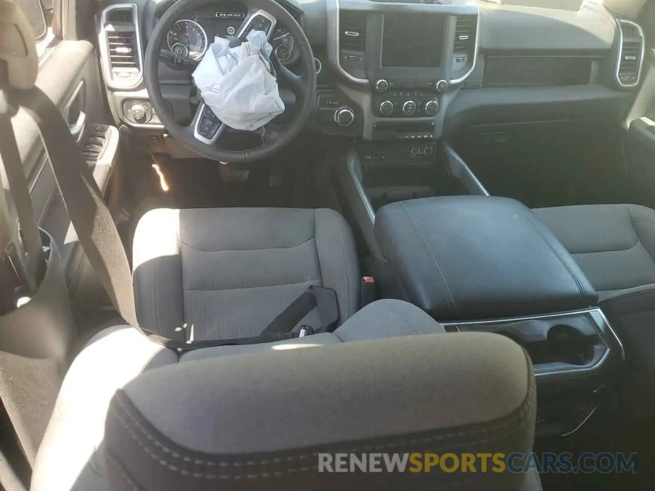 8 fotografías del automóvil dañado 1C6RREMT2KN730388 RAM 1500 2019