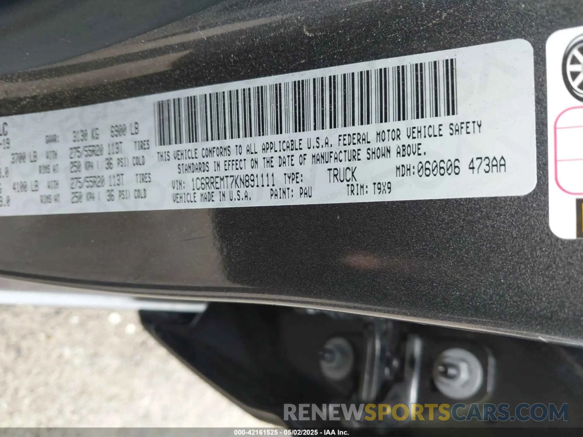 9 fotografías del automóvil dañado 1C6RREMT7KN891111 RAM 1500 2019