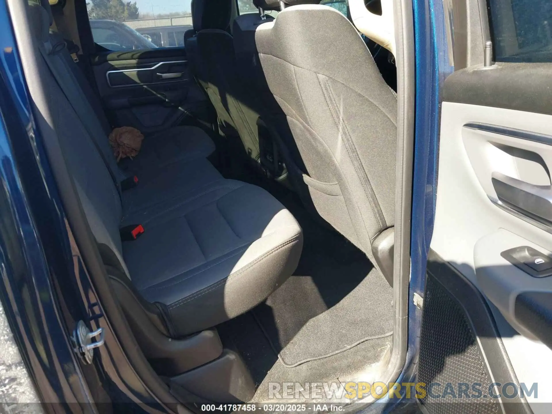 8 fotografías del automóvil dañado 1C6RRFBG4KN916221 RAM 1500 2019