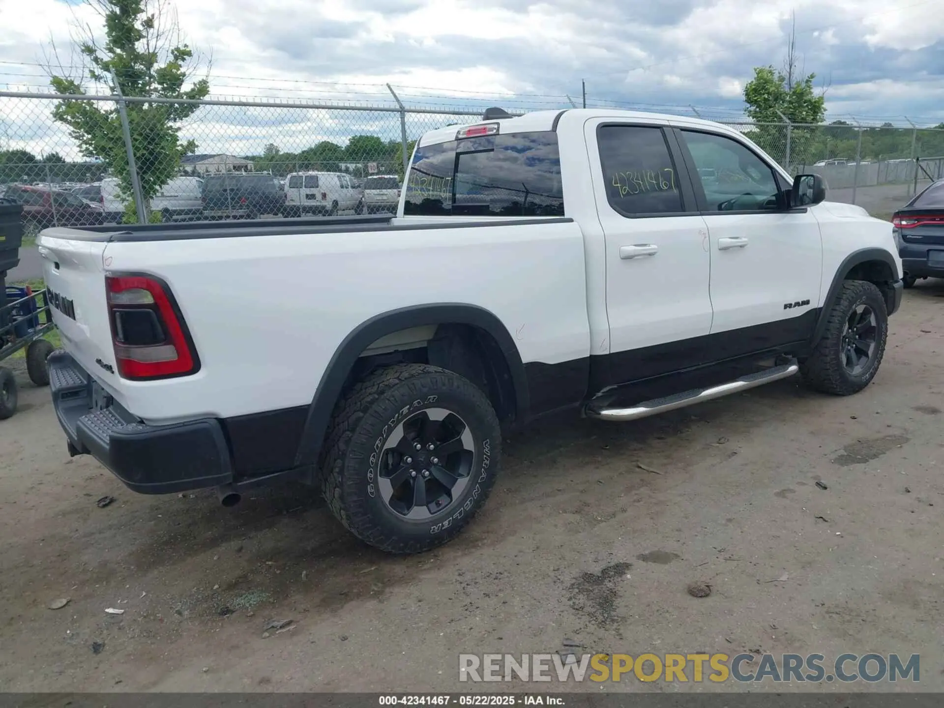 4 fotografías del automóvil dañado 1C6RRFEG0KN806763 RAM 1500 2019