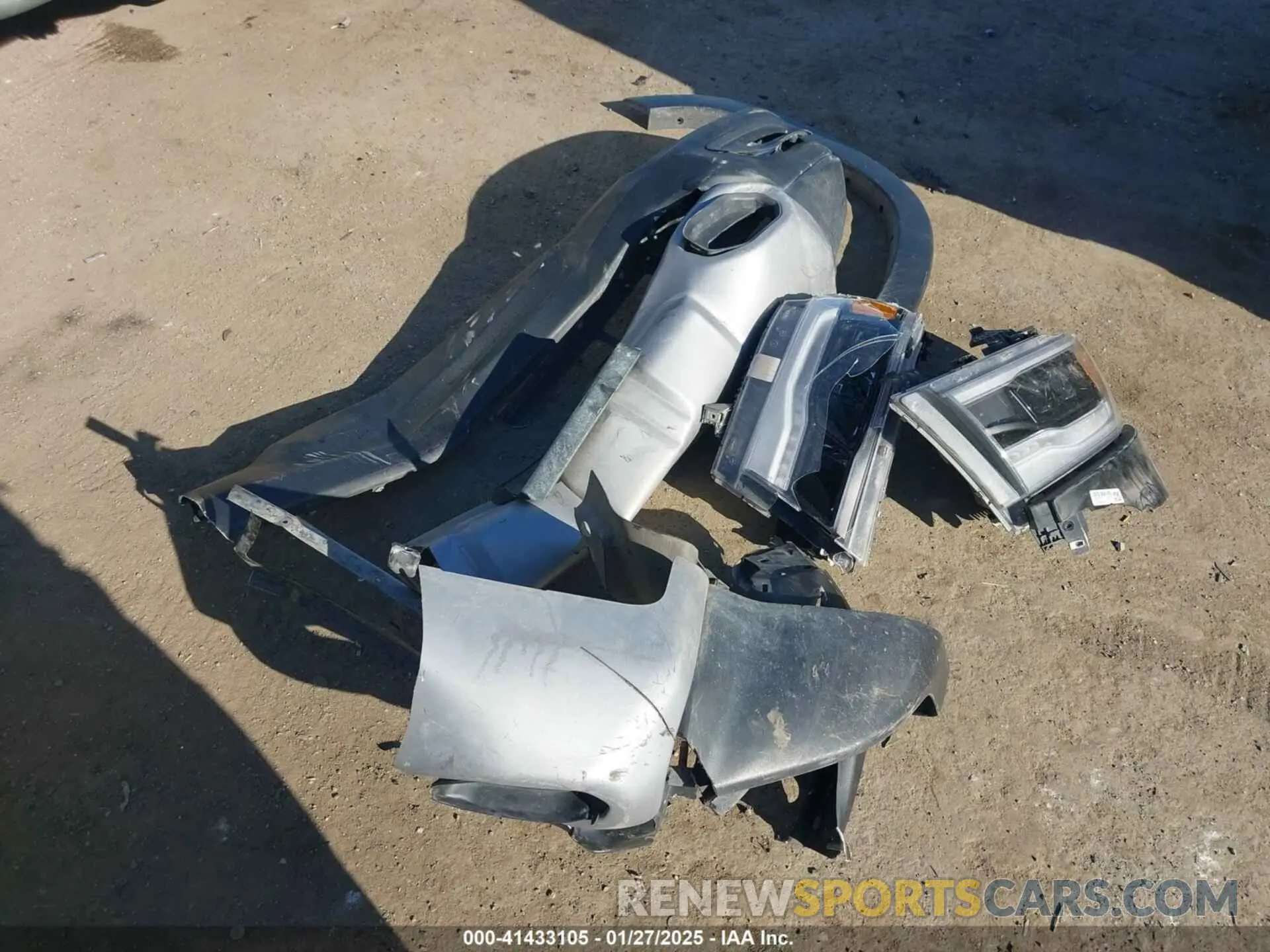 12 fotografías del automóvil dañado 1C6RRFEG8KN887978 RAM 1500 2019