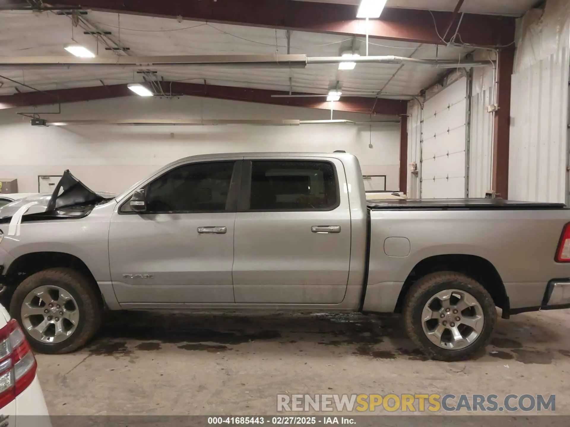 14 fotografías del automóvil dañado 1C6RRFFG0KN818782 RAM 1500 2019
