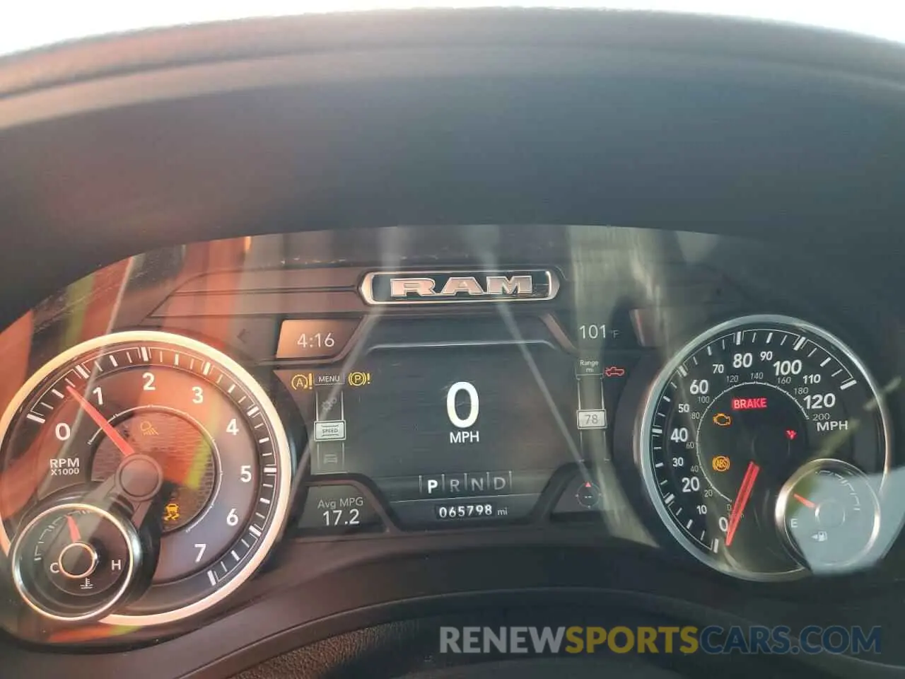 9 fotografías del automóvil dañado 1C6RRFFG0KN857081 RAM 1500 2019