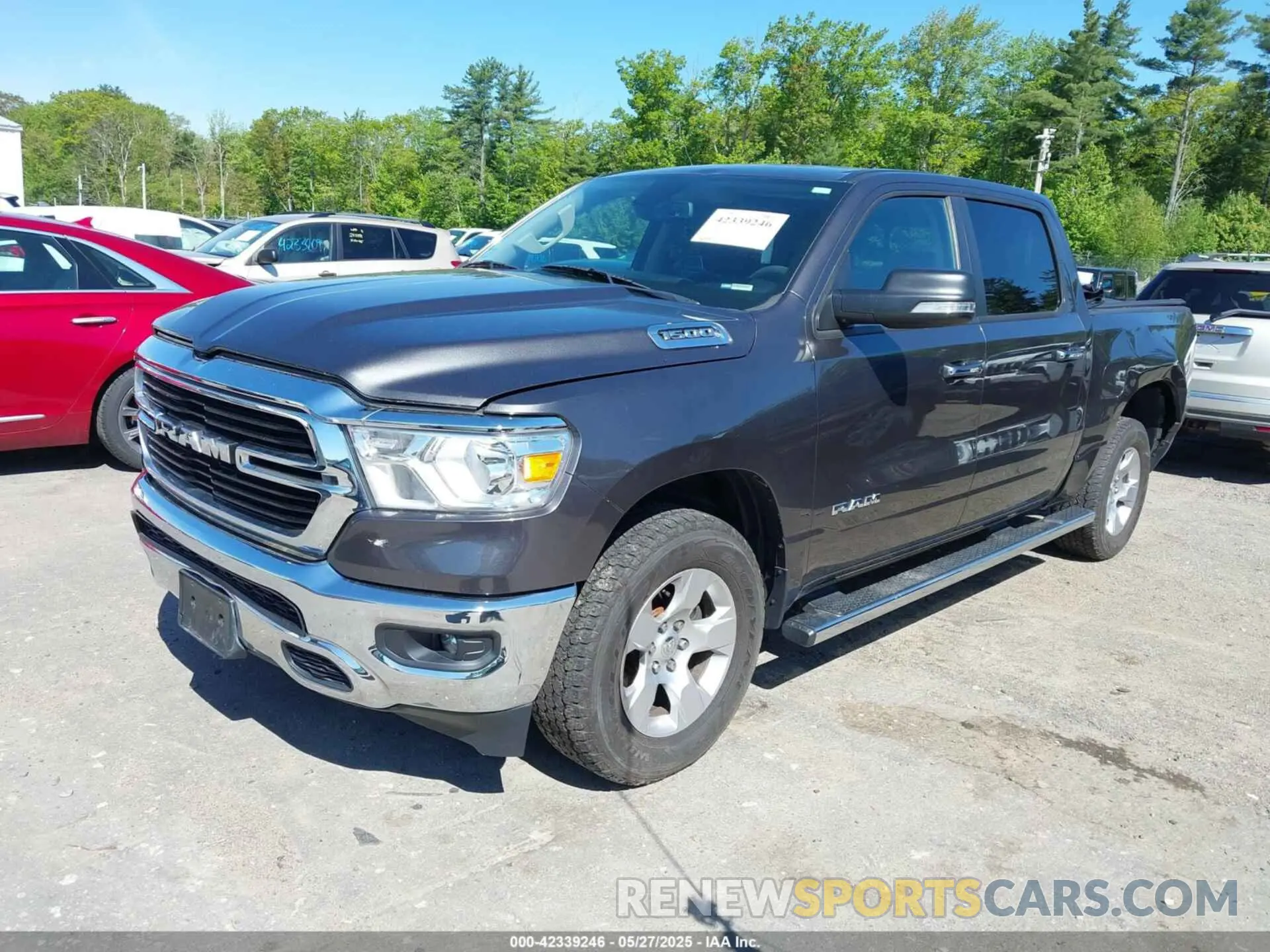2 fotografías del automóvil dañado 1C6RRFFG1KN699043 RAM 1500 2019