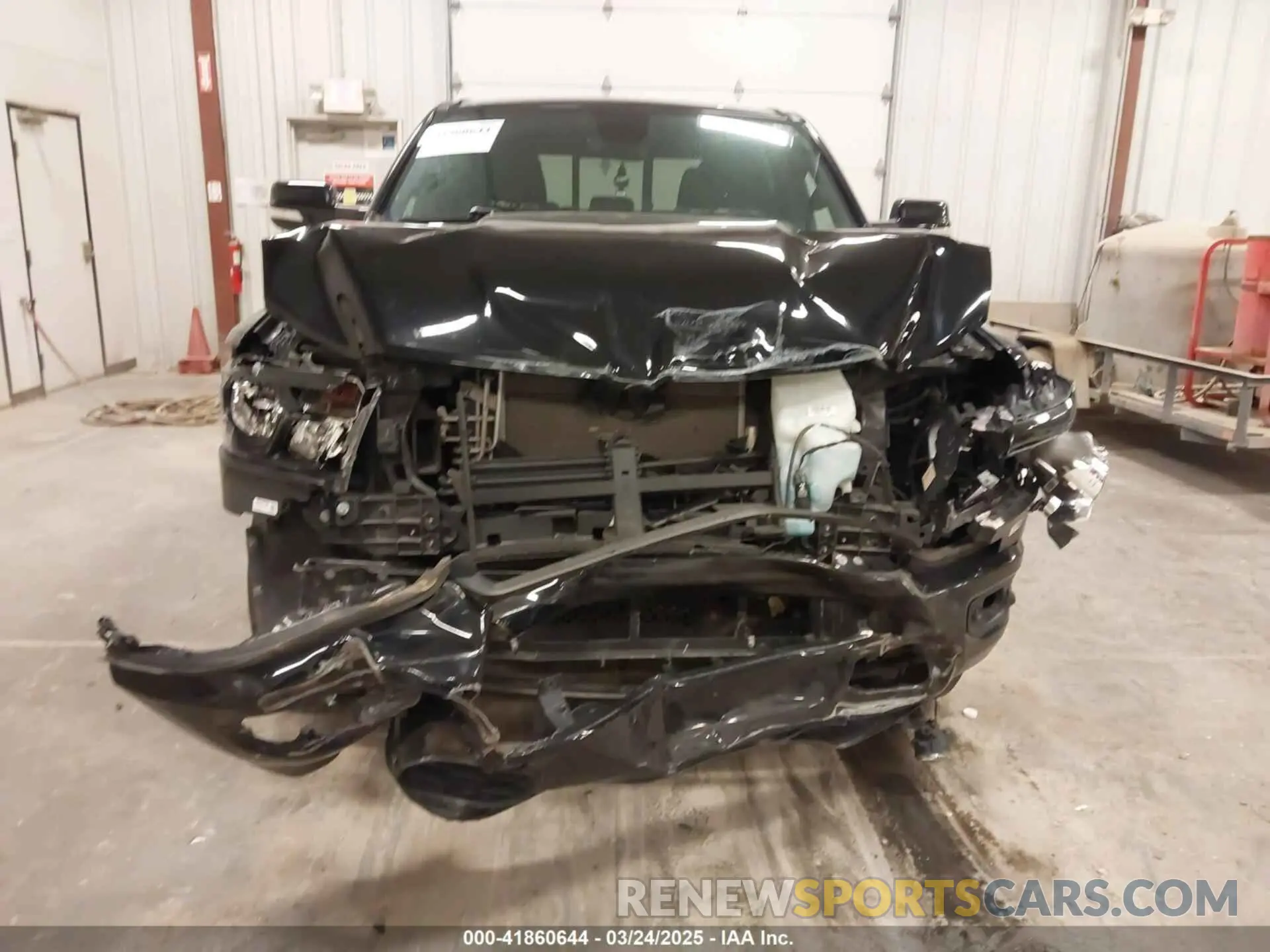 11 fotografías del automóvil dañado 1C6RRFFG2KN847023 RAM 1500 2019