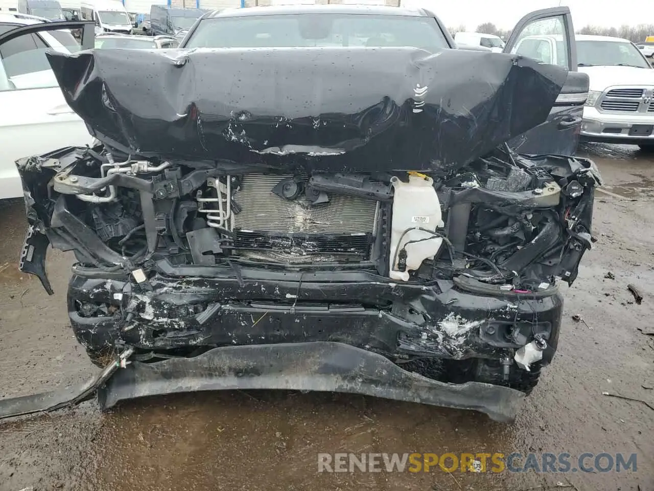 12 fotografías del automóvil dañado 1C6RRFFG2KN881477 RAM 1500 2019
