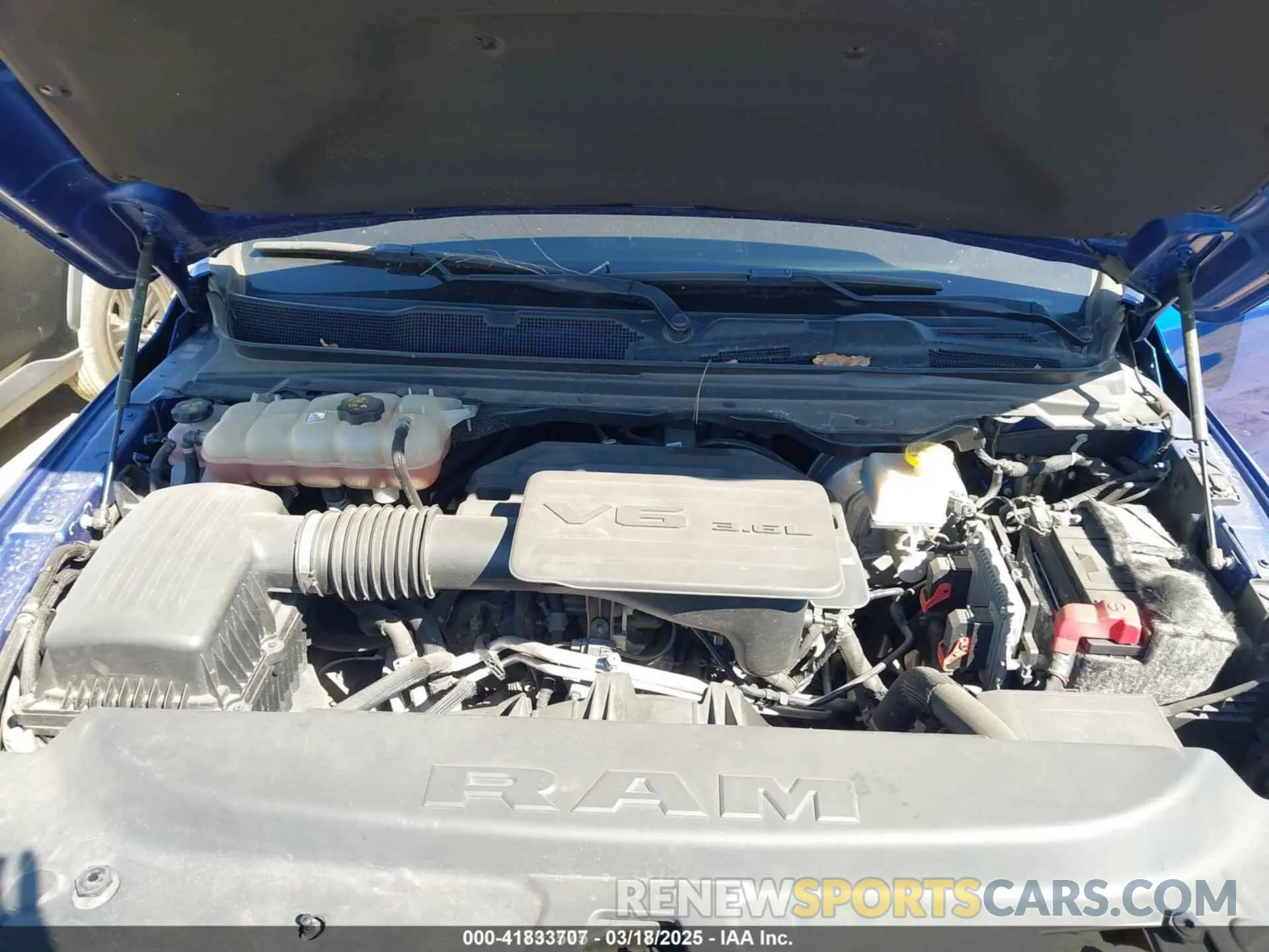 10 fotografías del automóvil dañado 1C6RRFFG3KN768315 RAM 1500 2019