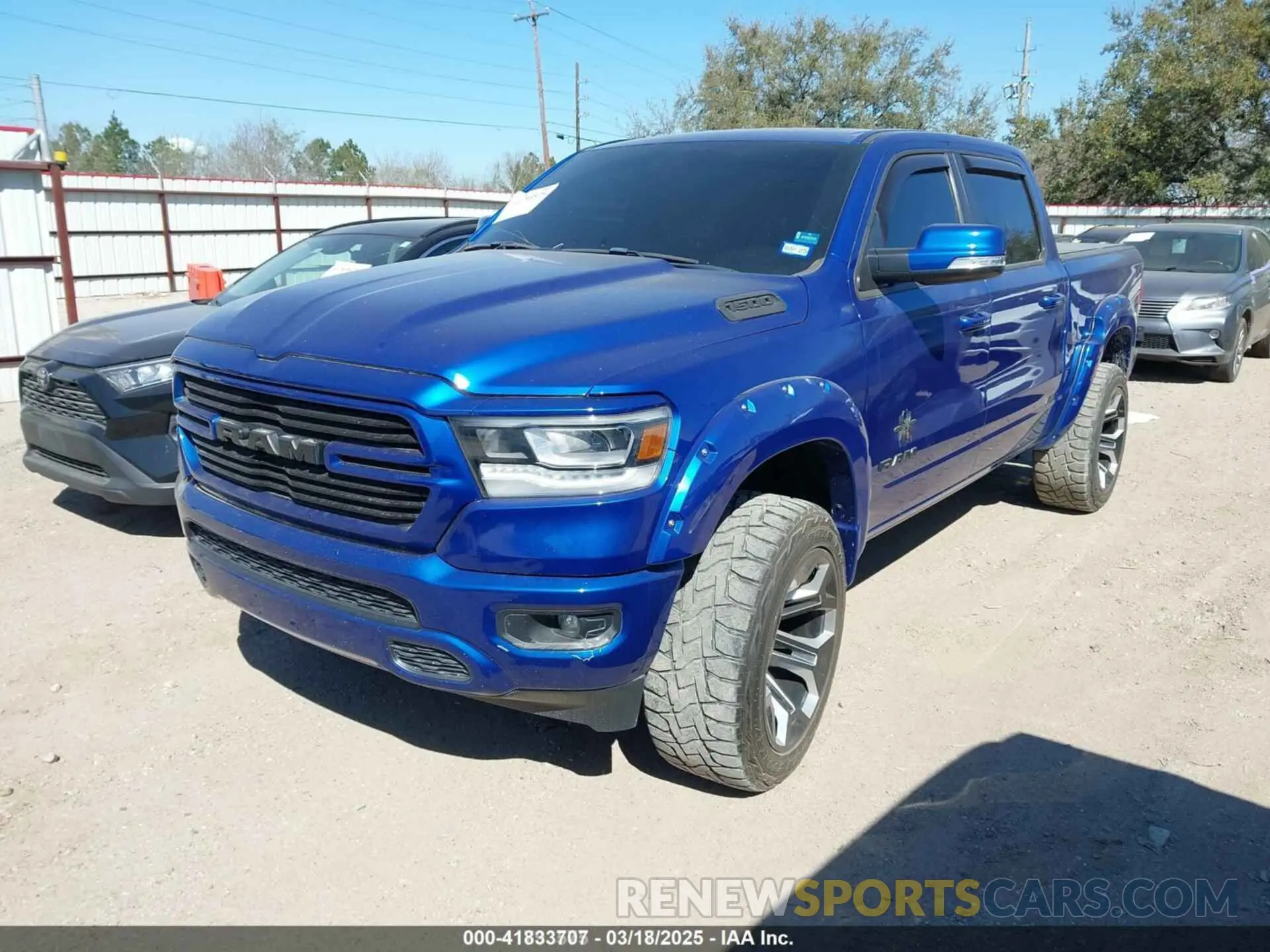 2 fotografías del automóvil dañado 1C6RRFFG3KN768315 RAM 1500 2019