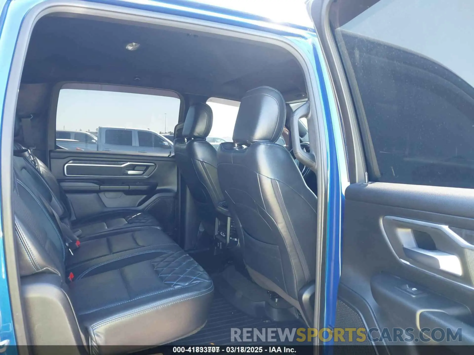 8 fotografías del automóvil dañado 1C6RRFFG3KN768315 RAM 1500 2019