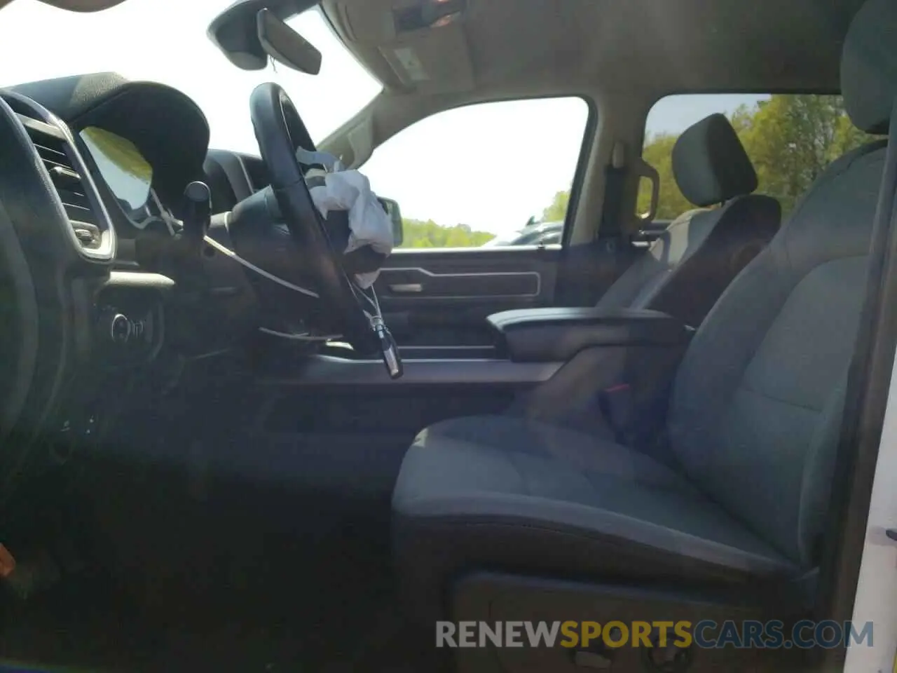 7 fotografías del automóvil dañado 1C6RRFFG5KN817241 RAM 1500 2019