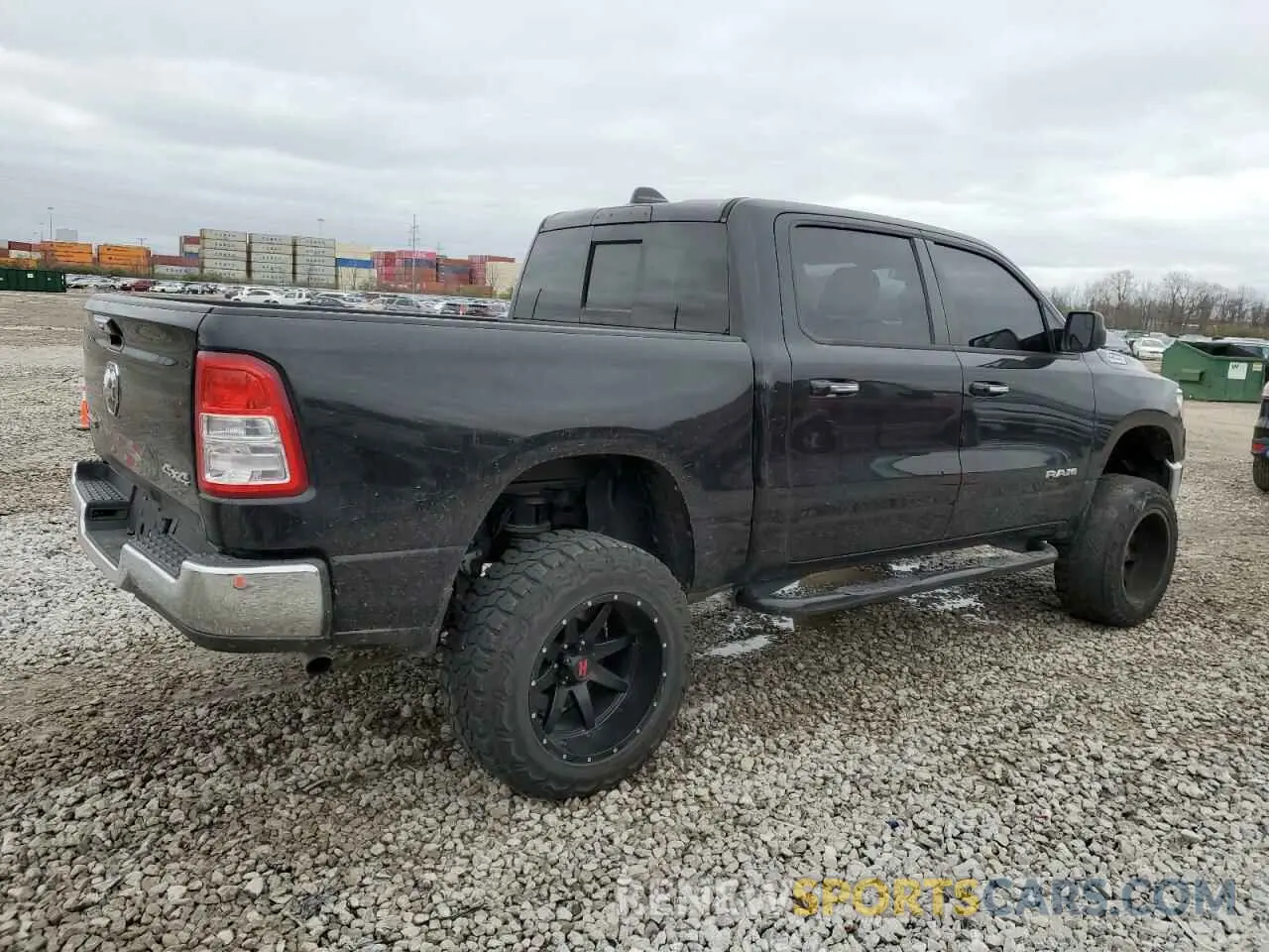 3 fotografías del automóvil dañado 1C6RRFFG5KN846027 RAM 1500 2019