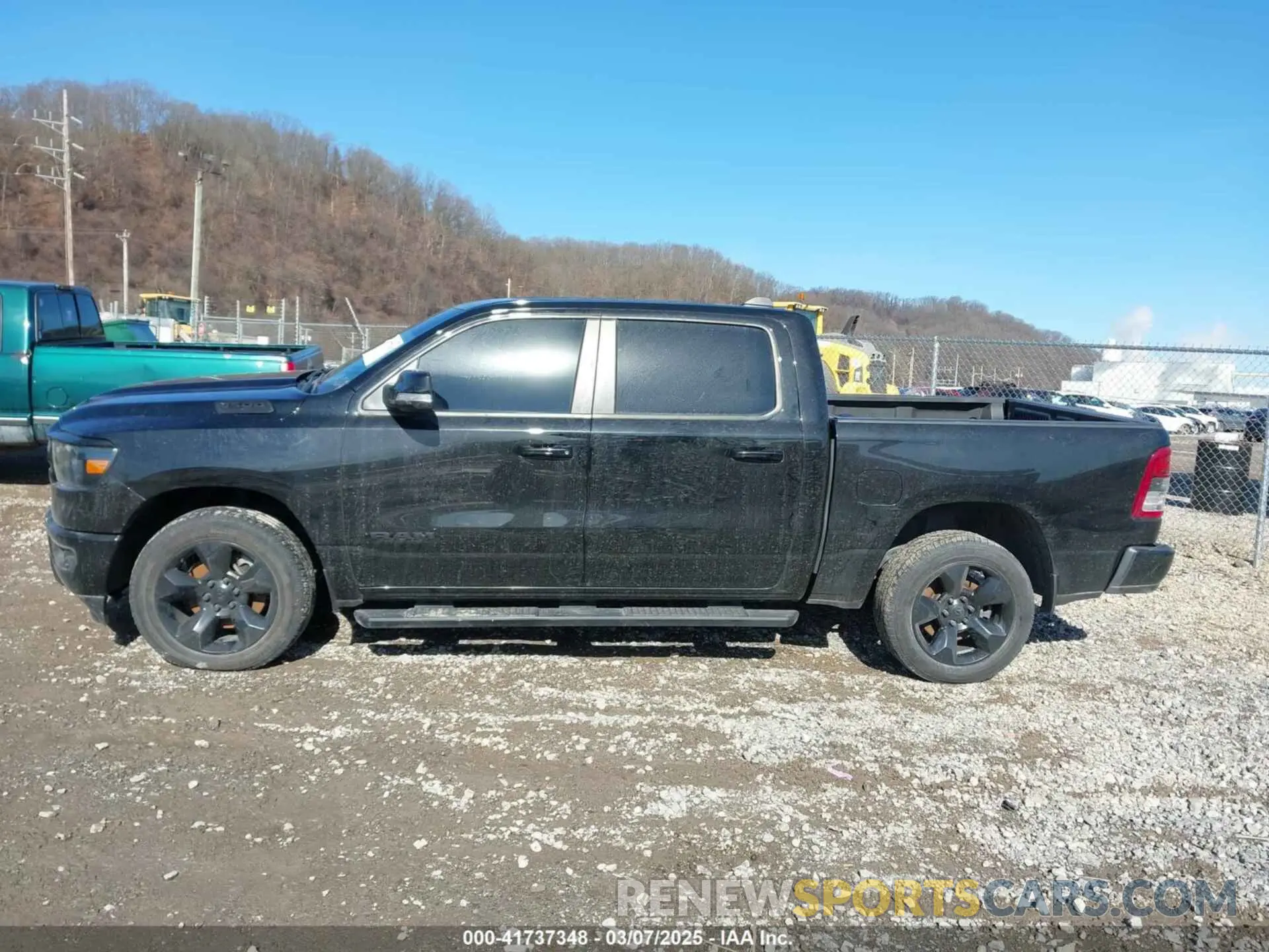 14 fotografías del automóvil dañado 1C6RRFFG6KN881465 RAM 1500 2019