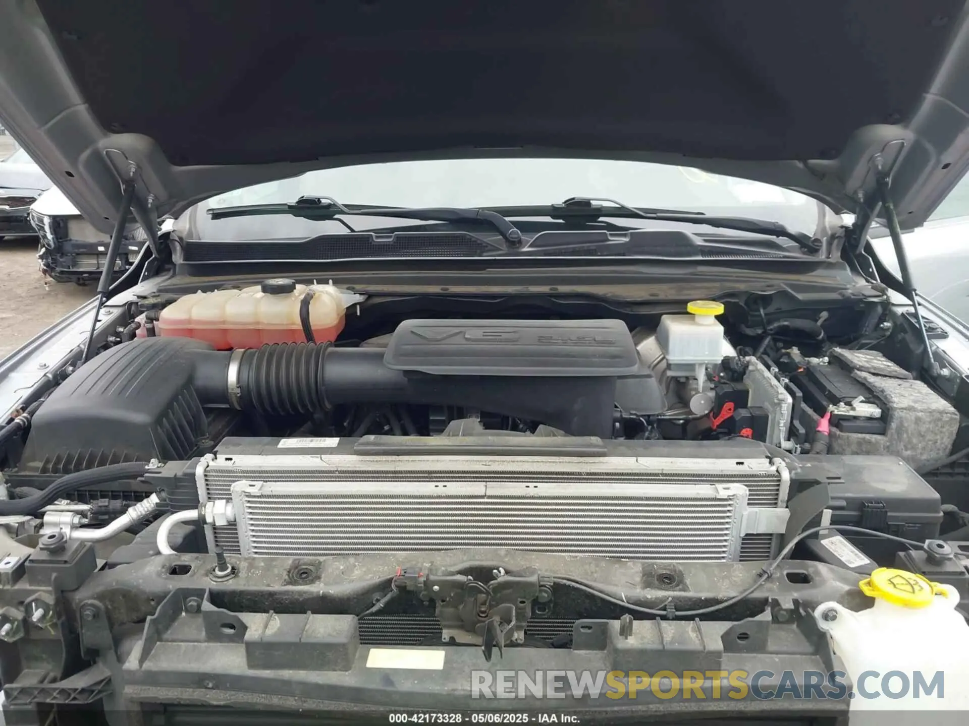 10 fotografías del automóvil dañado 1C6RRFFG7KN699046 RAM 1500 2019