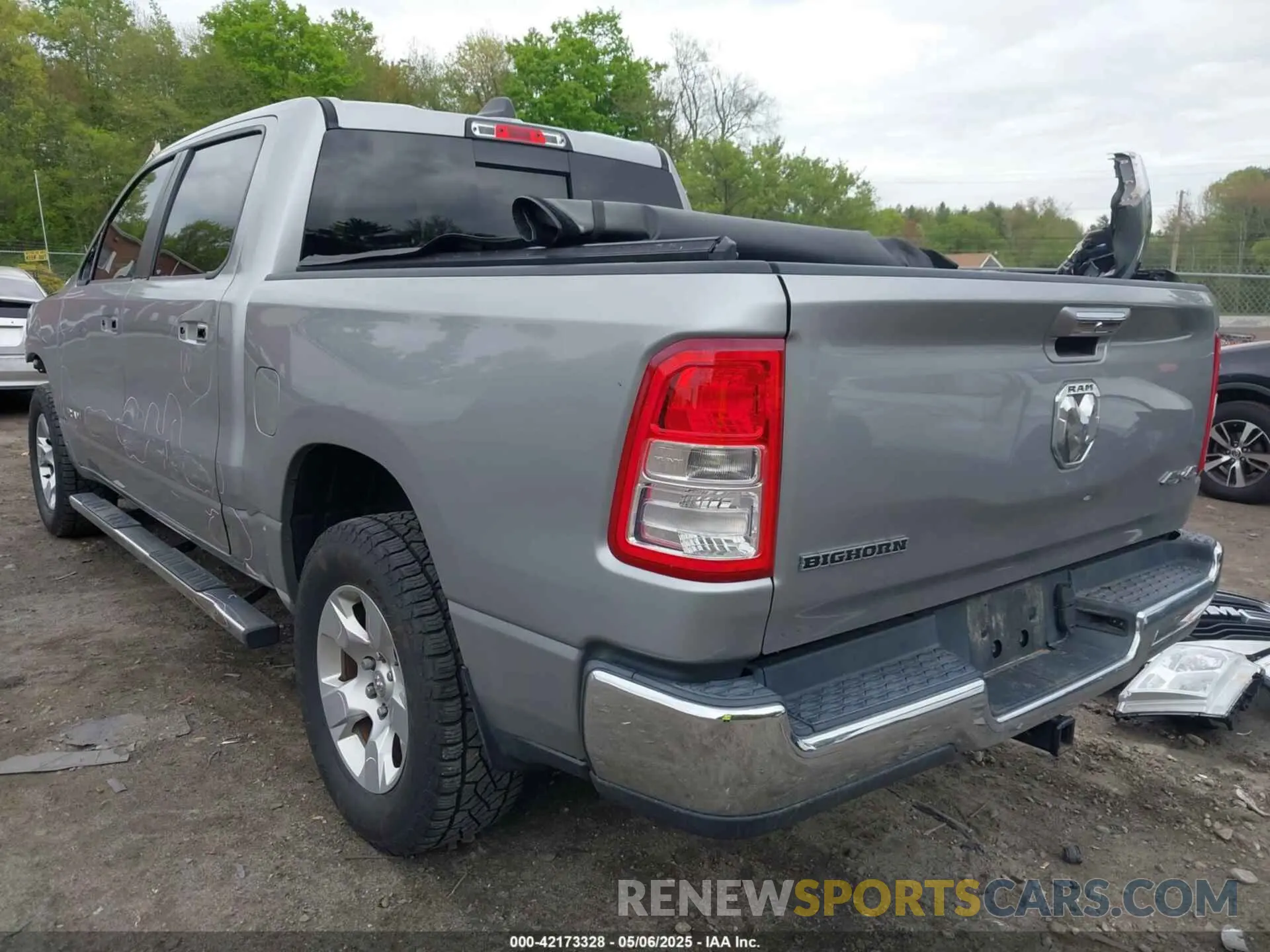 3 fotografías del automóvil dañado 1C6RRFFG7KN699046 RAM 1500 2019