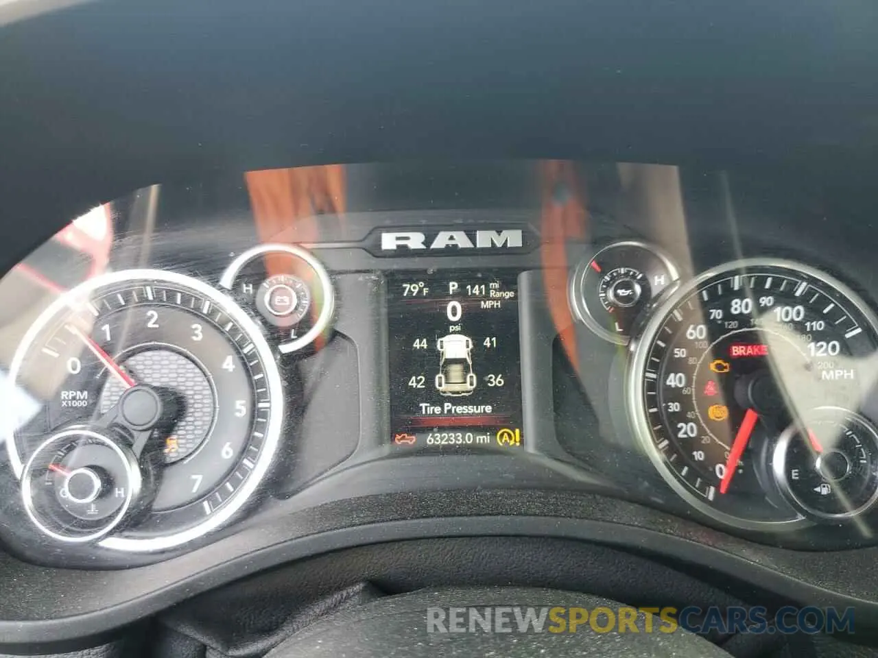 9 fotografías del automóvil dañado 1C6RRFFG9KN815959 RAM 1500 2019