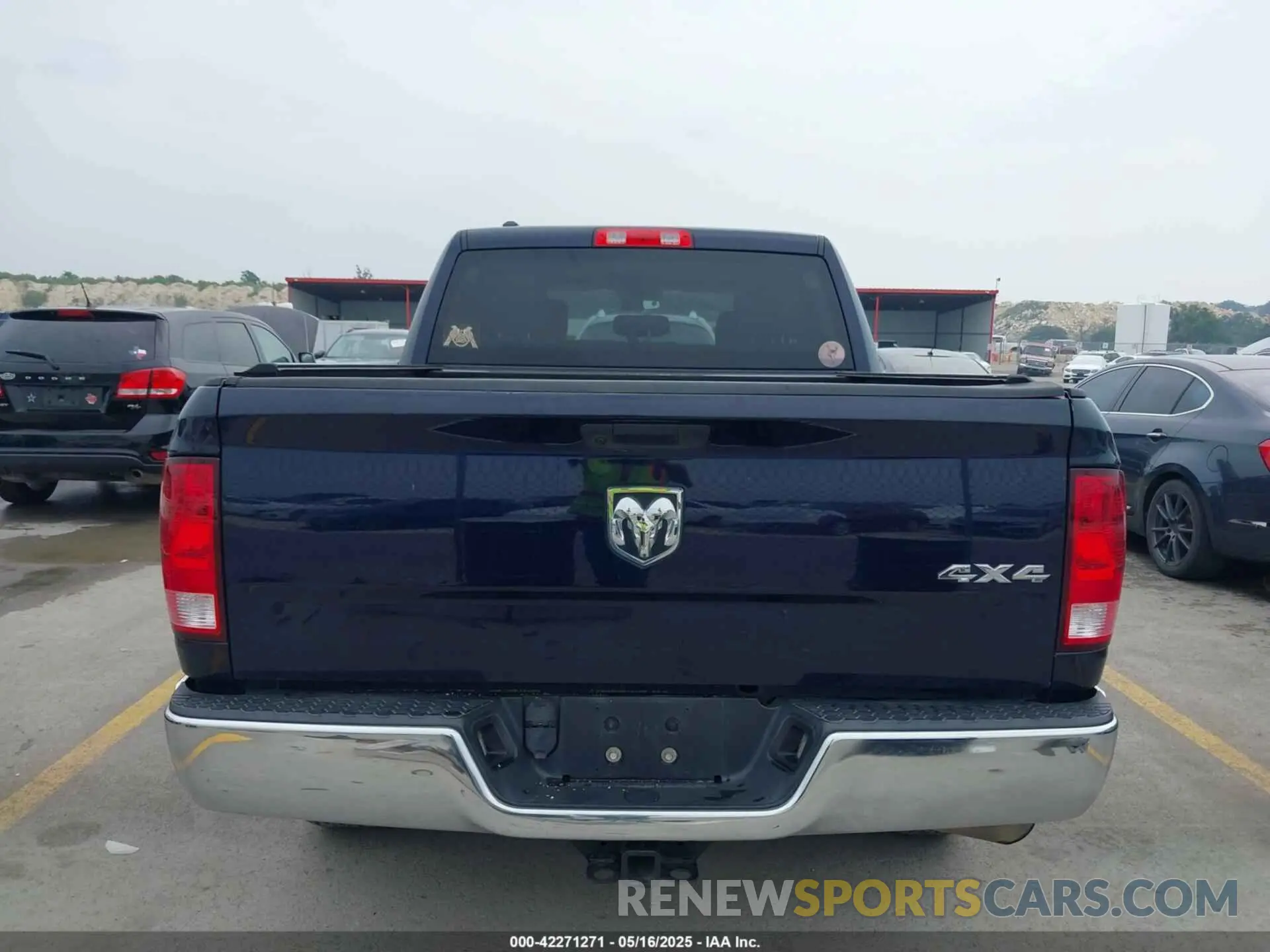 16 fotografías del automóvil dañado 1C6RRFKT8KS532487 RAM 1500 2019