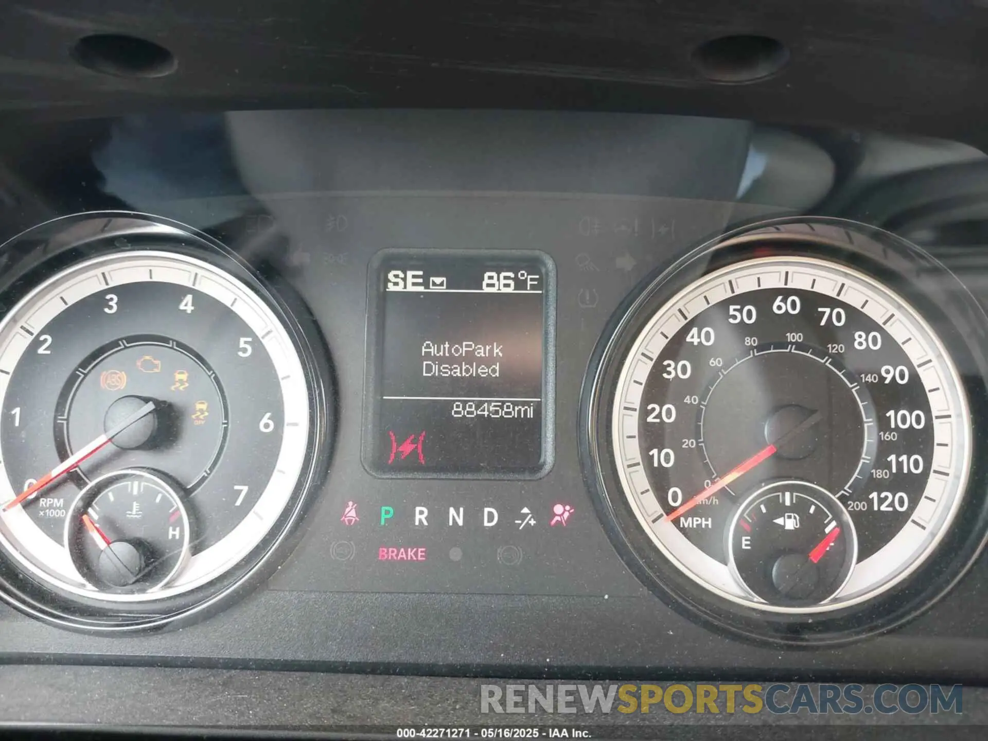7 fotografías del automóvil dañado 1C6RRFKT8KS532487 RAM 1500 2019