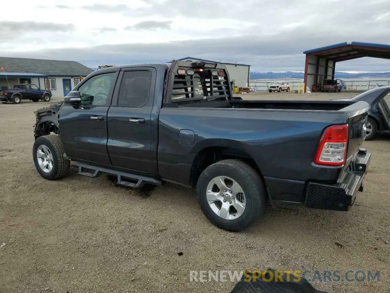 2 fotografías del automóvil dañado 1C6SRFBT0KN656706 RAM 1500 2019