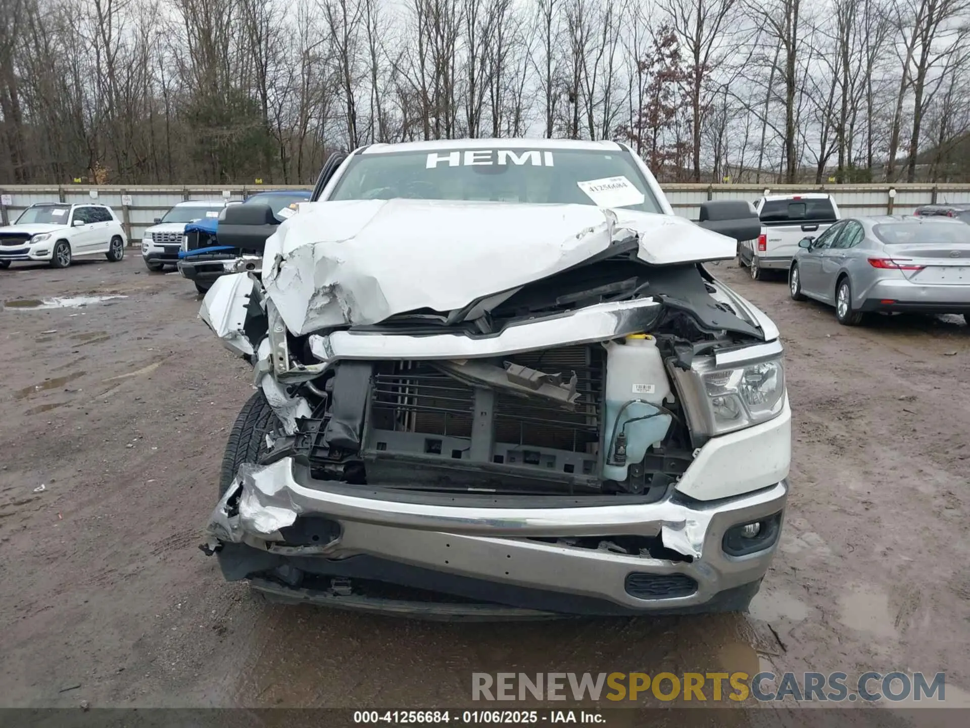 12 fotografías del automóvil dañado 1C6SRFBT0KN822299 RAM 1500 2019